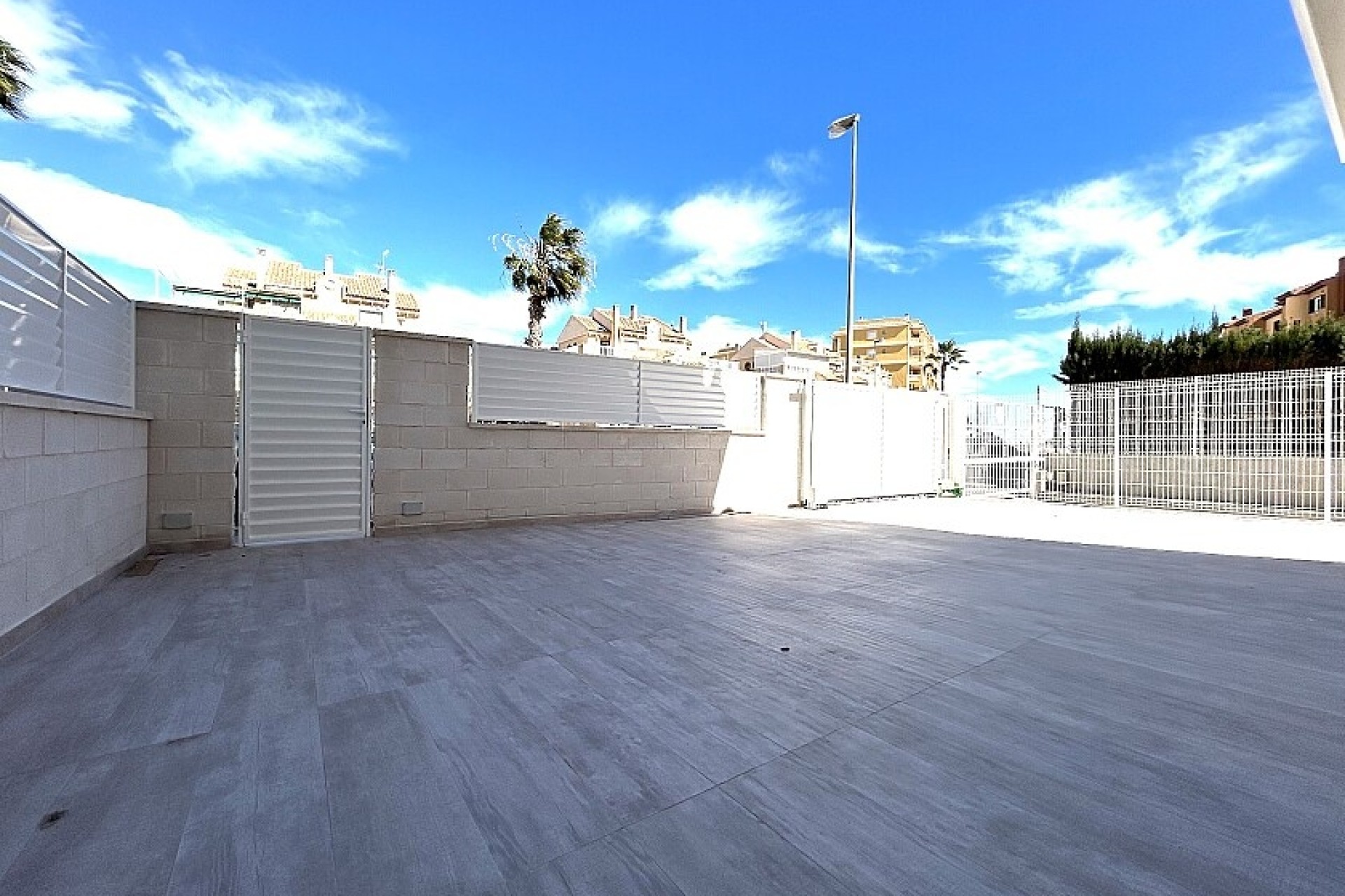 Resale - Apartment - La Mata - Torreblanca