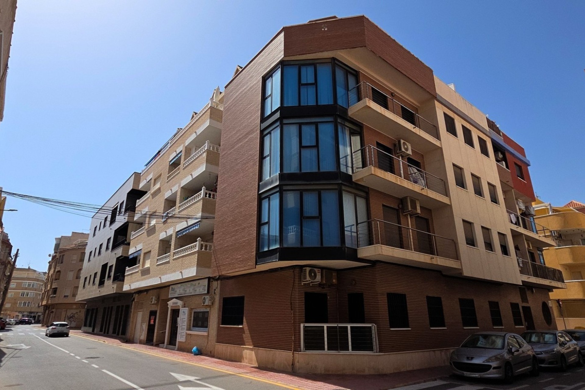 Resale - Apartment - La Mata