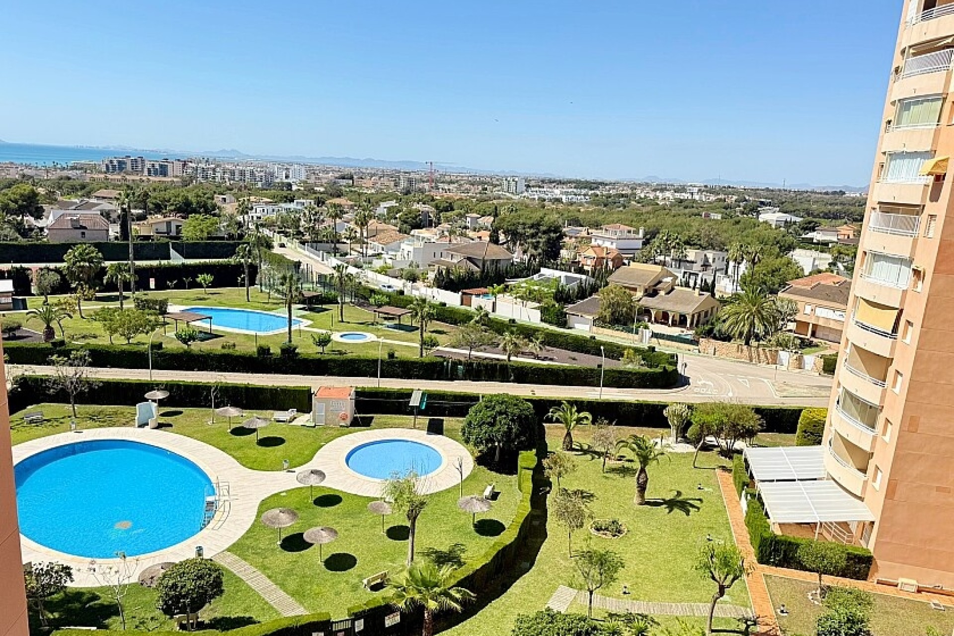 Resale - Apartment - Orihuela Costa - Dehesa de campoamor