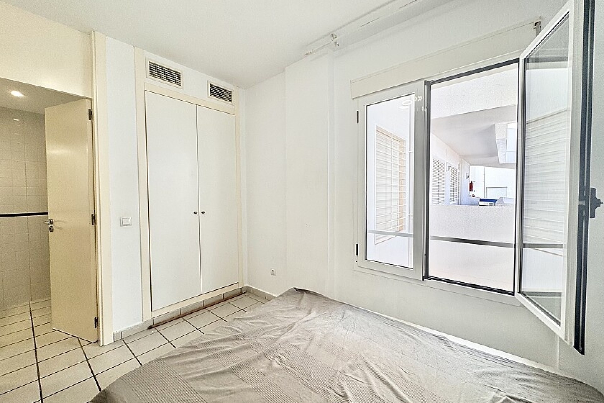 Resale - Apartment - Orihuela Costa - Playa Flamenca