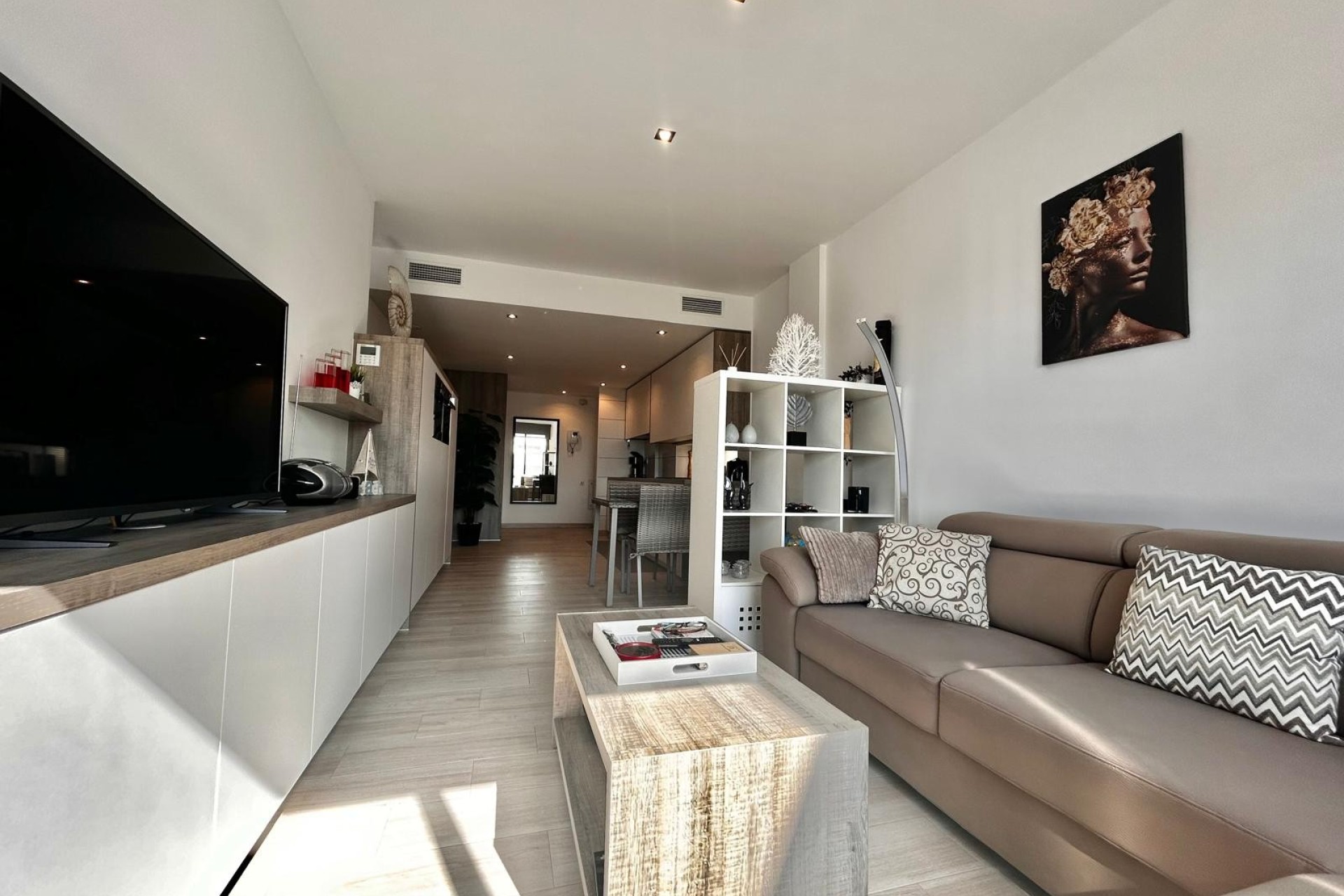 Resale - Apartment - Orihuela Costa - Villamartín
