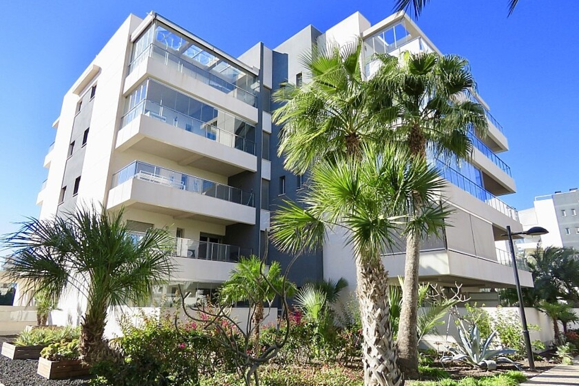 Resale - Apartment - Orihuela Costa - Villamartín