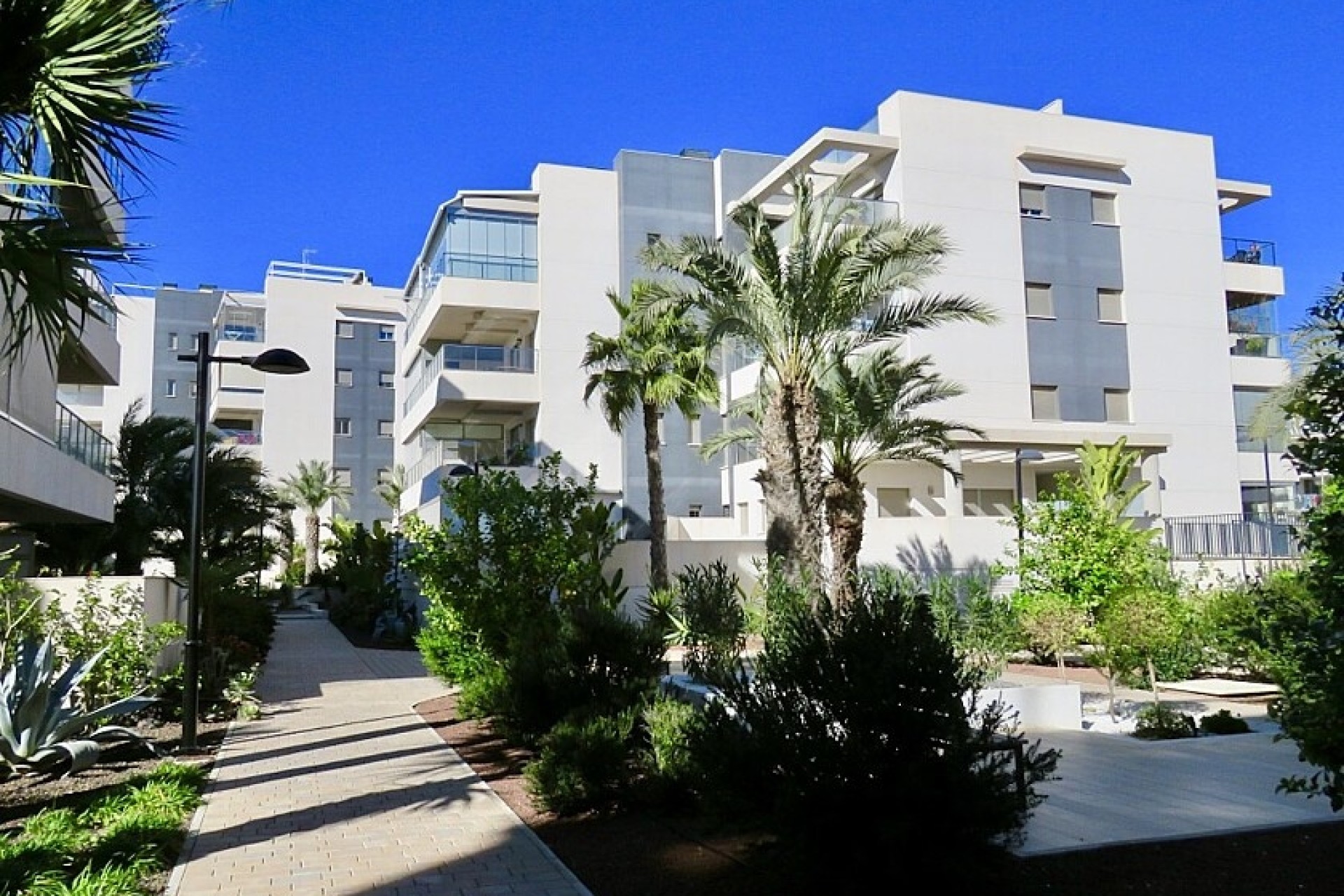 Resale - Apartment - Orihuela Costa - Villamartín
