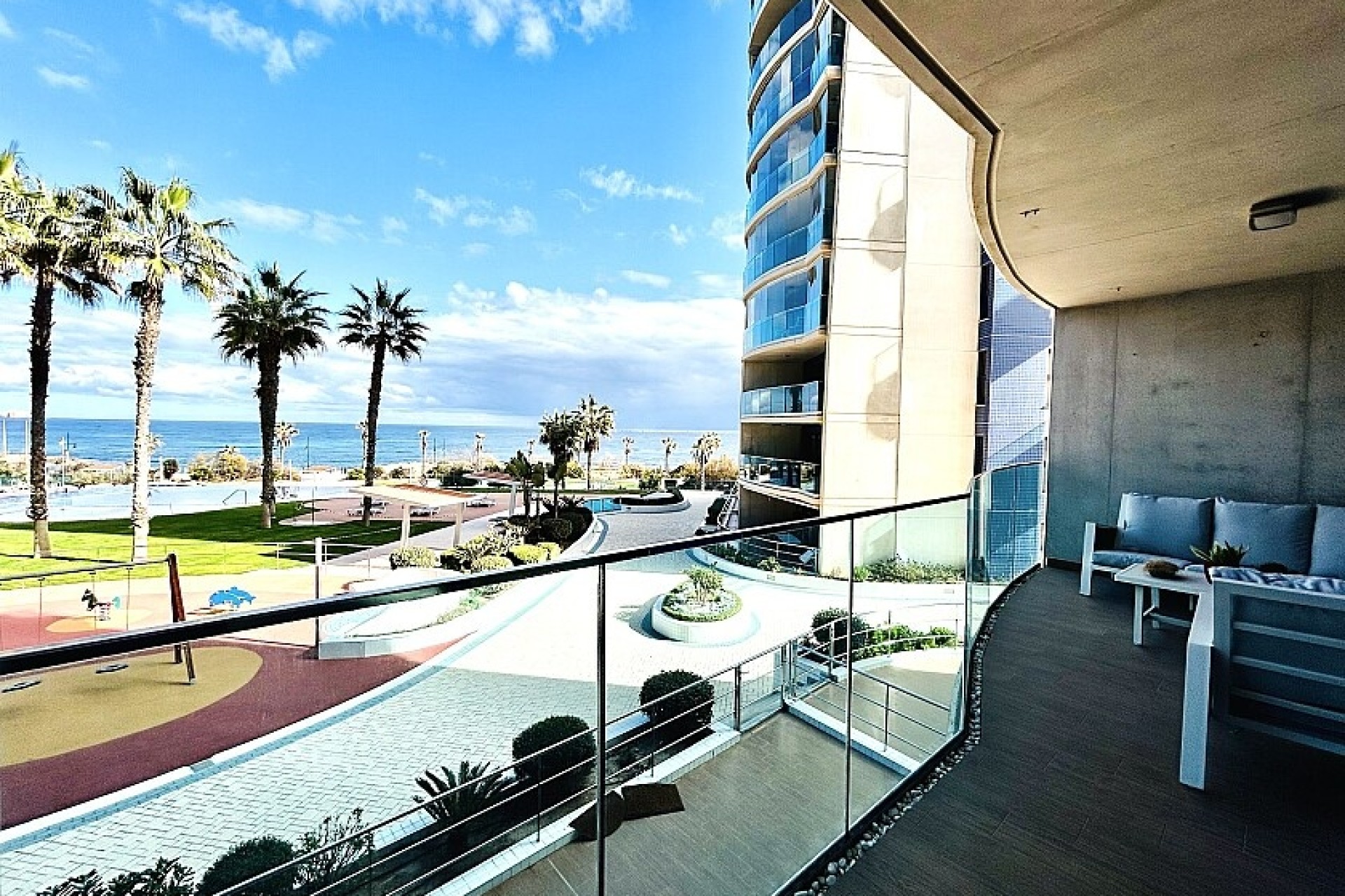 Resale - Apartment - Punta Prima