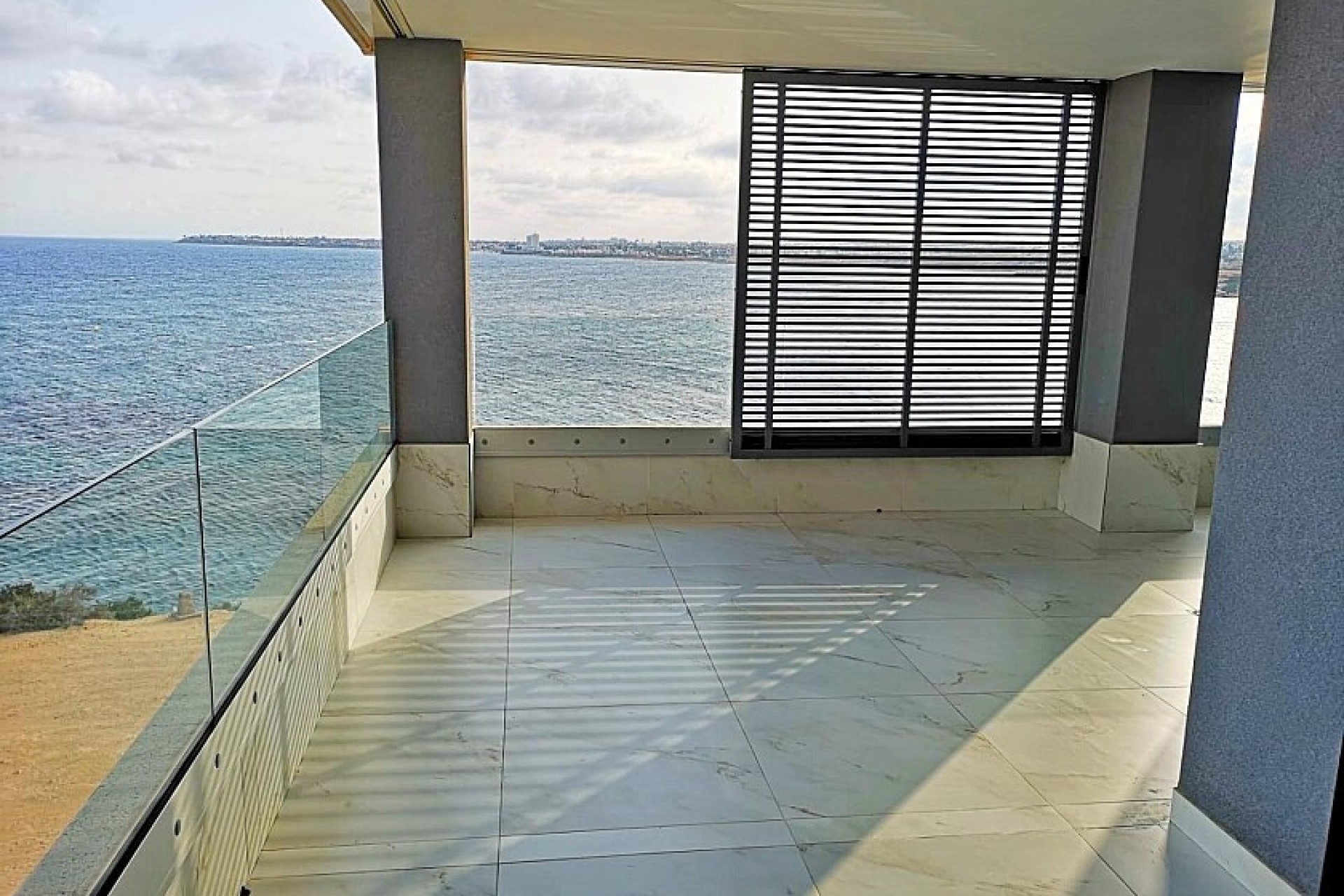 Resale - Apartment - Punta Prima