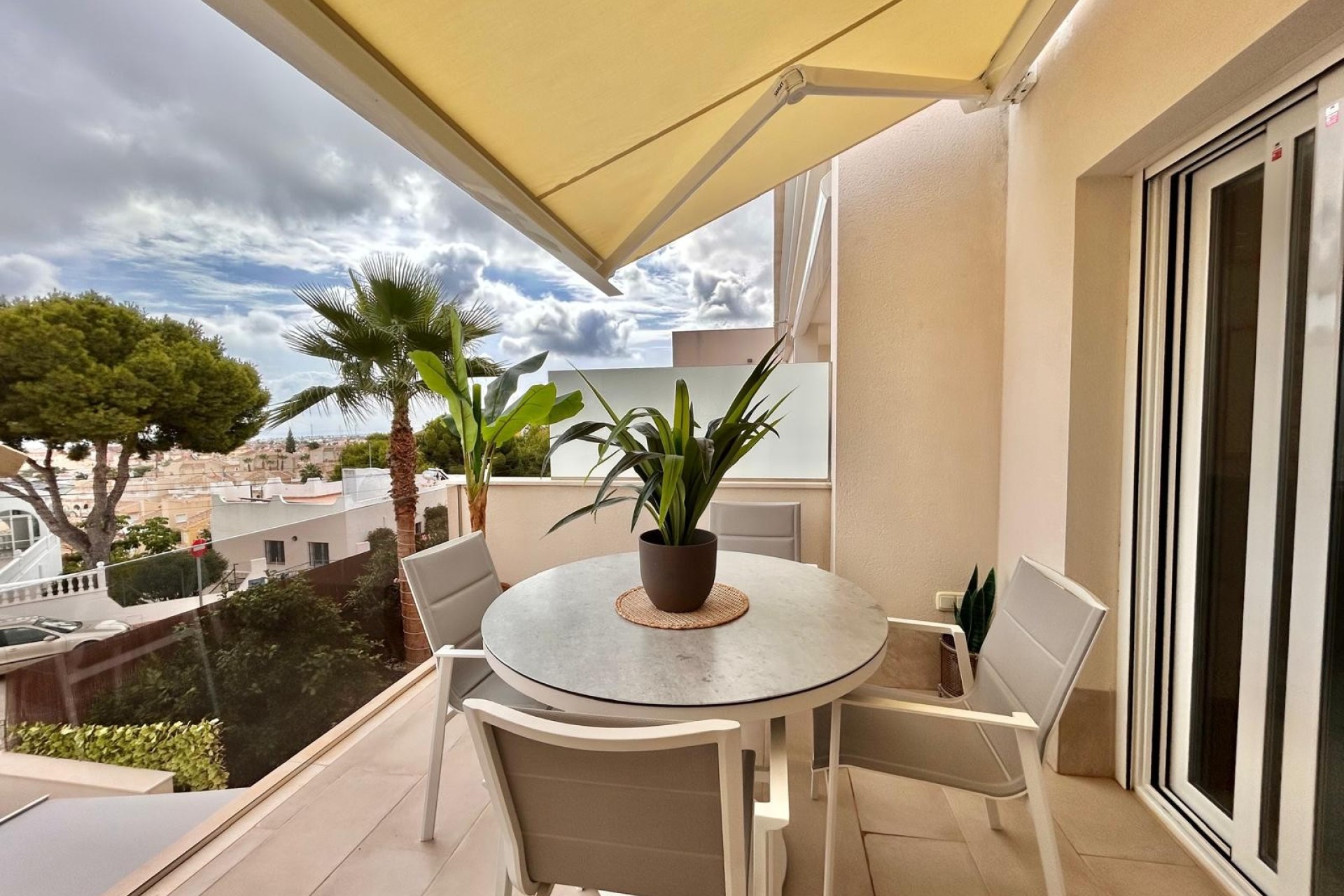 Resale - Apartment - San Miguel de Salinas - Blue Lagoon