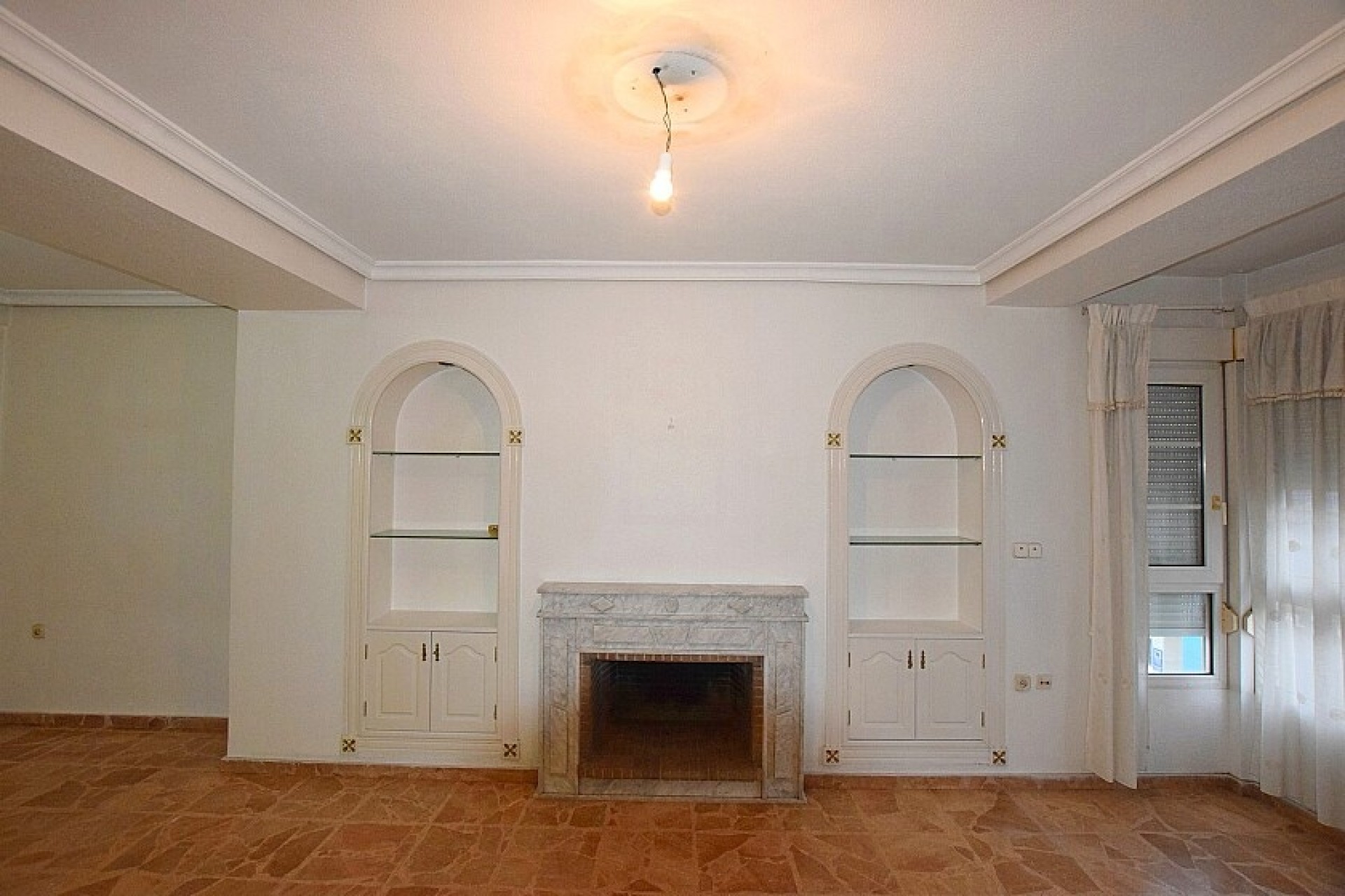 Resale - Apartment - Torrevieja - Centro ciudad