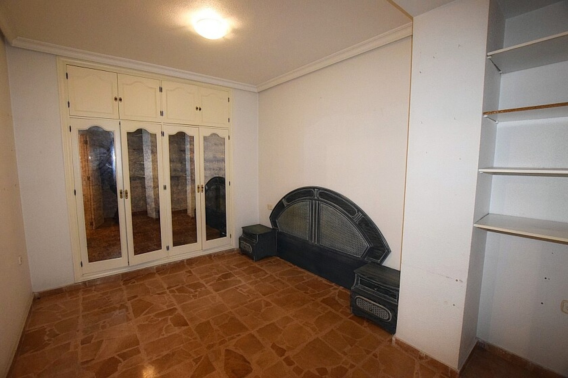 Resale - Apartment - Torrevieja - Centro ciudad