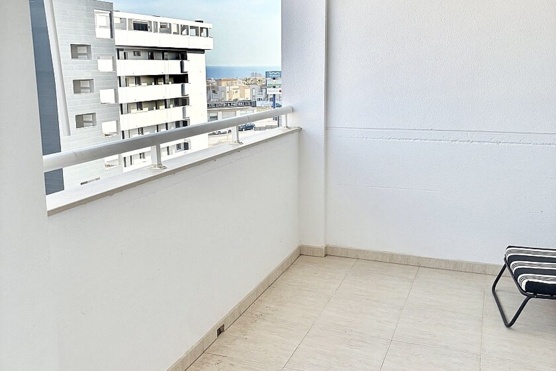 Resale - Apartment - Torrevieja - La Mata