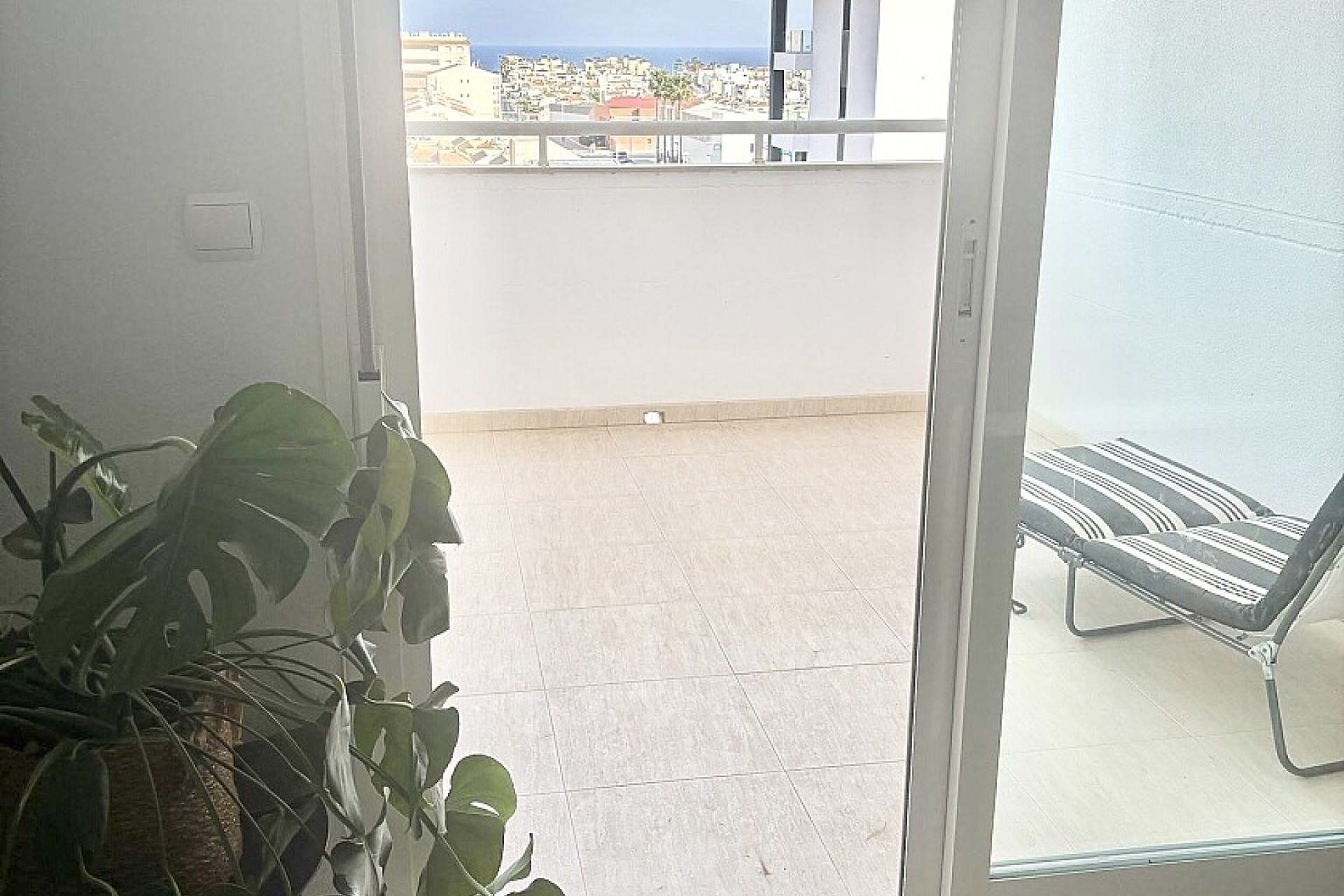 Resale - Apartment - Torrevieja - La Mata