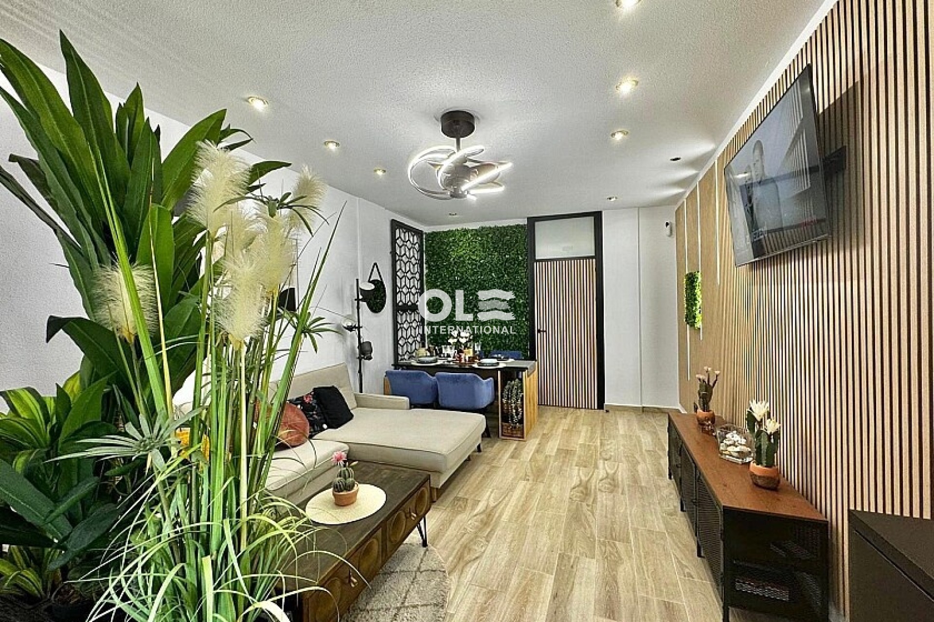 Resale - Apartment - Torrevieja - Playa de los Locos