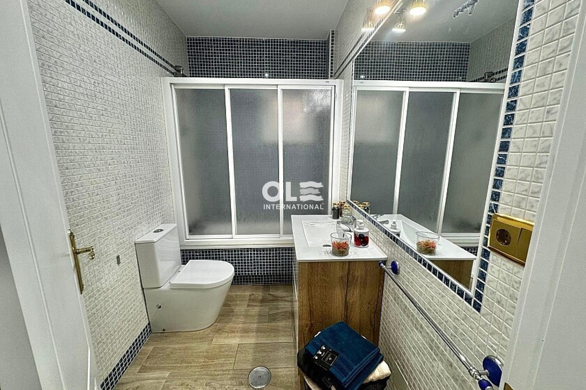 Resale - Apartment - Torrevieja - Playa de los Locos
