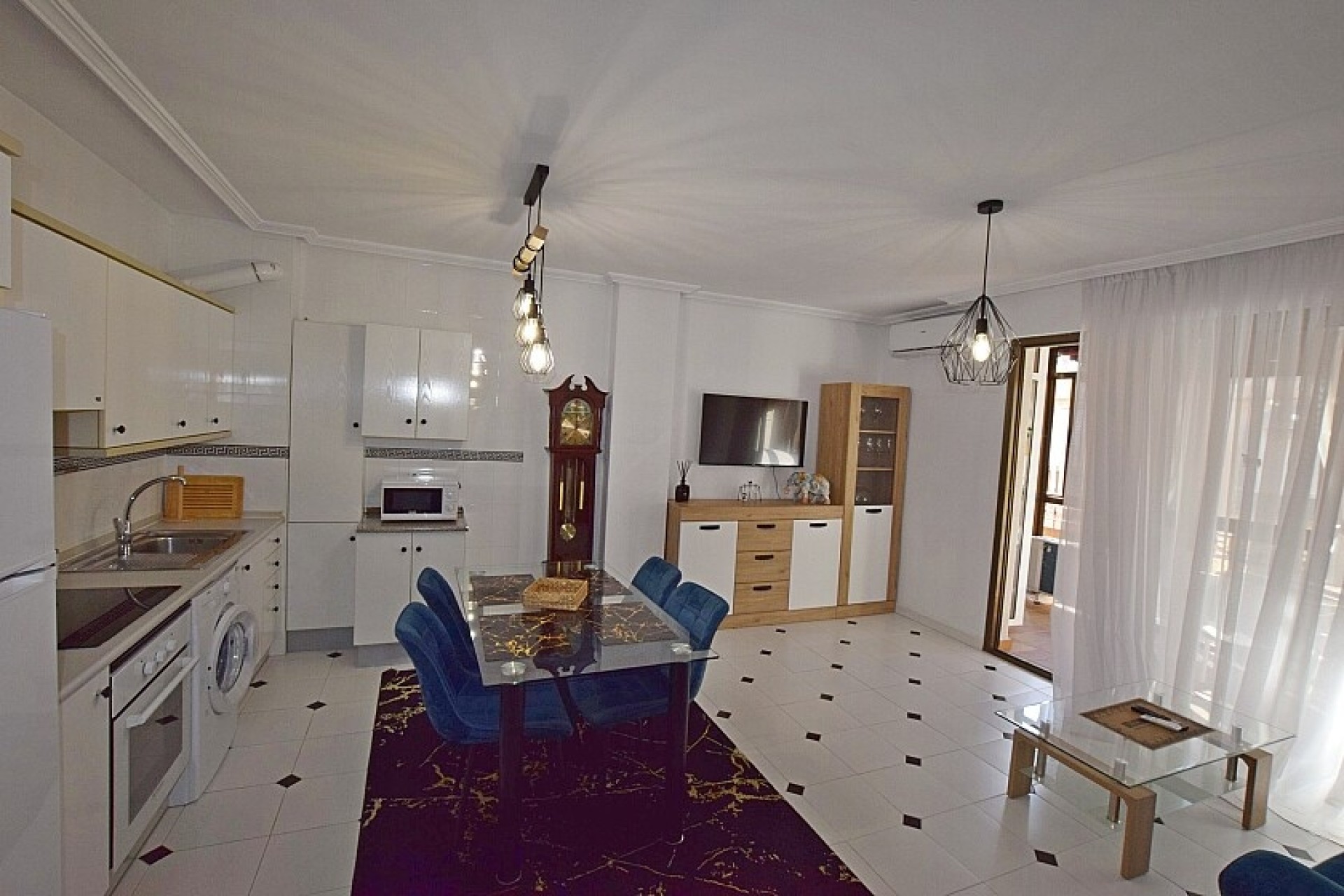 Resale - Apartment - Torrevieja - Playa de los Locos