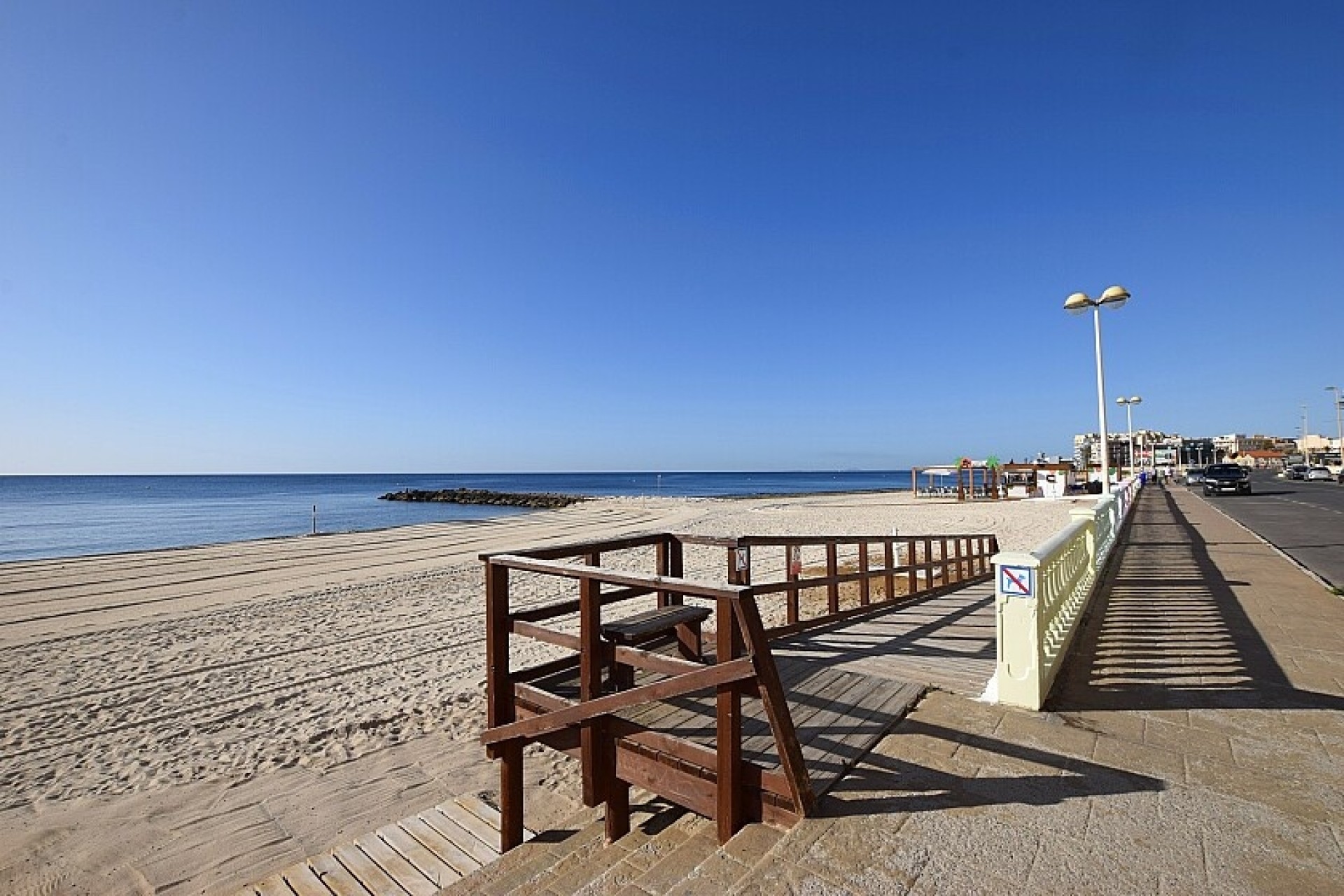 Resale - Apartment - Torrevieja - Playa de los Locos
