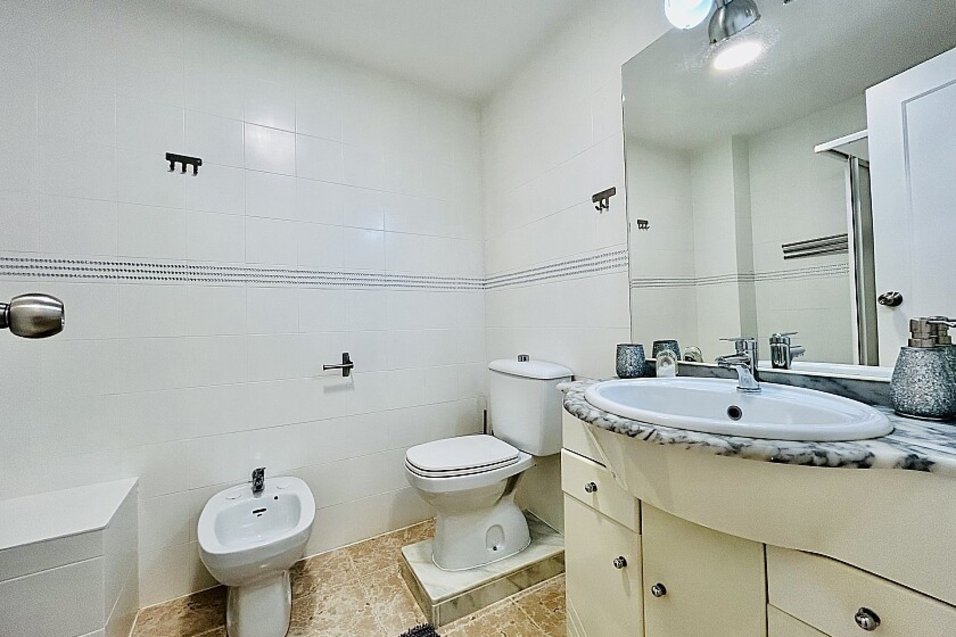 Resale - Apartment - Torrevieja - Playa del Acequión