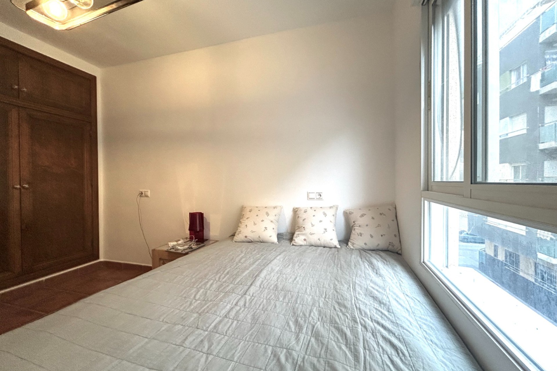 Resale - Apartment - Torrevieja - Playa del Acequión