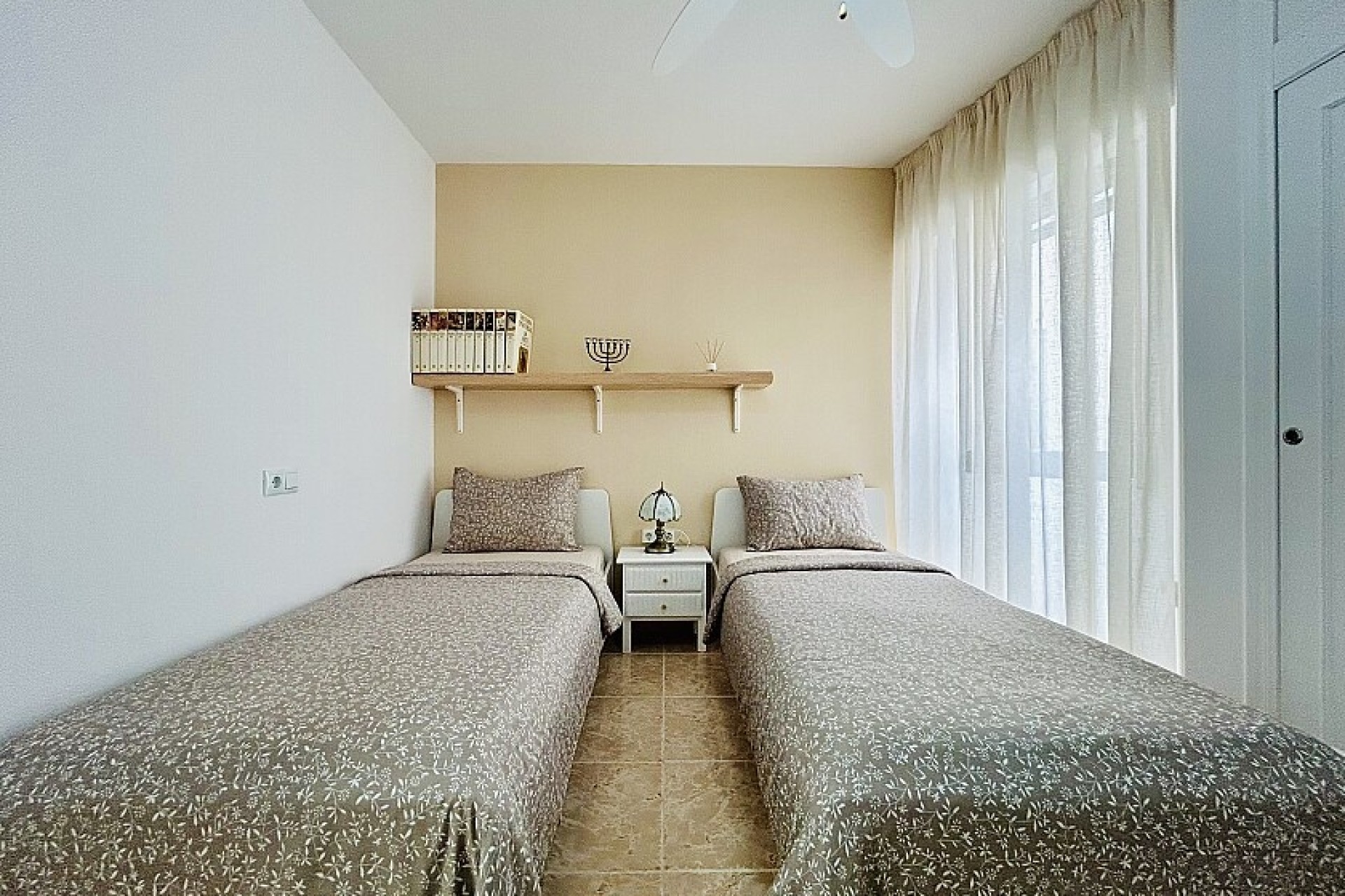Resale - Apartment - Torrevieja - Playa del Acequión