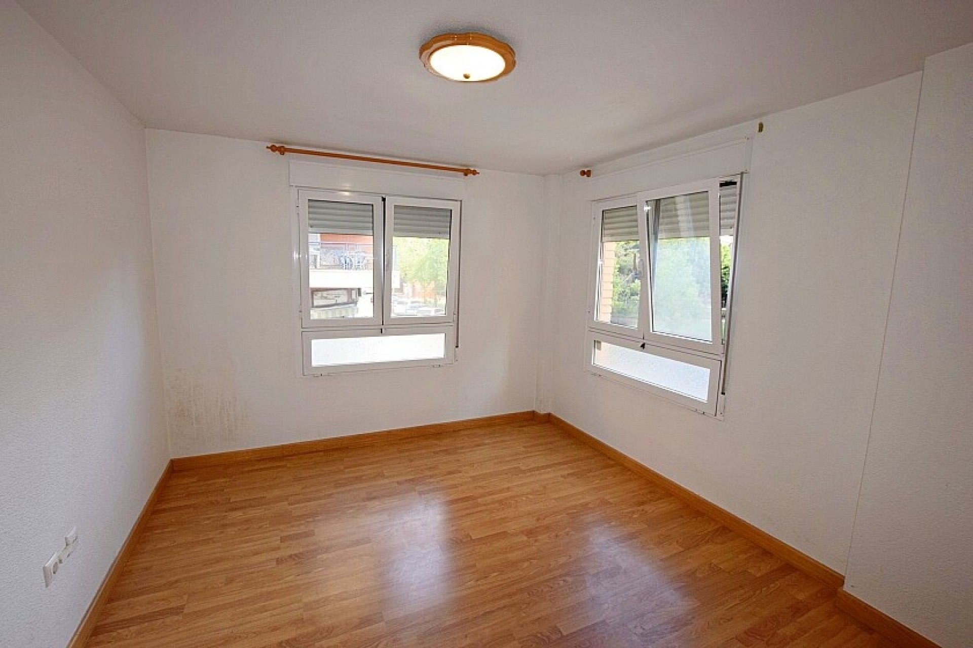 Resale - Apartment - Torrevieja - Playa del Acequión