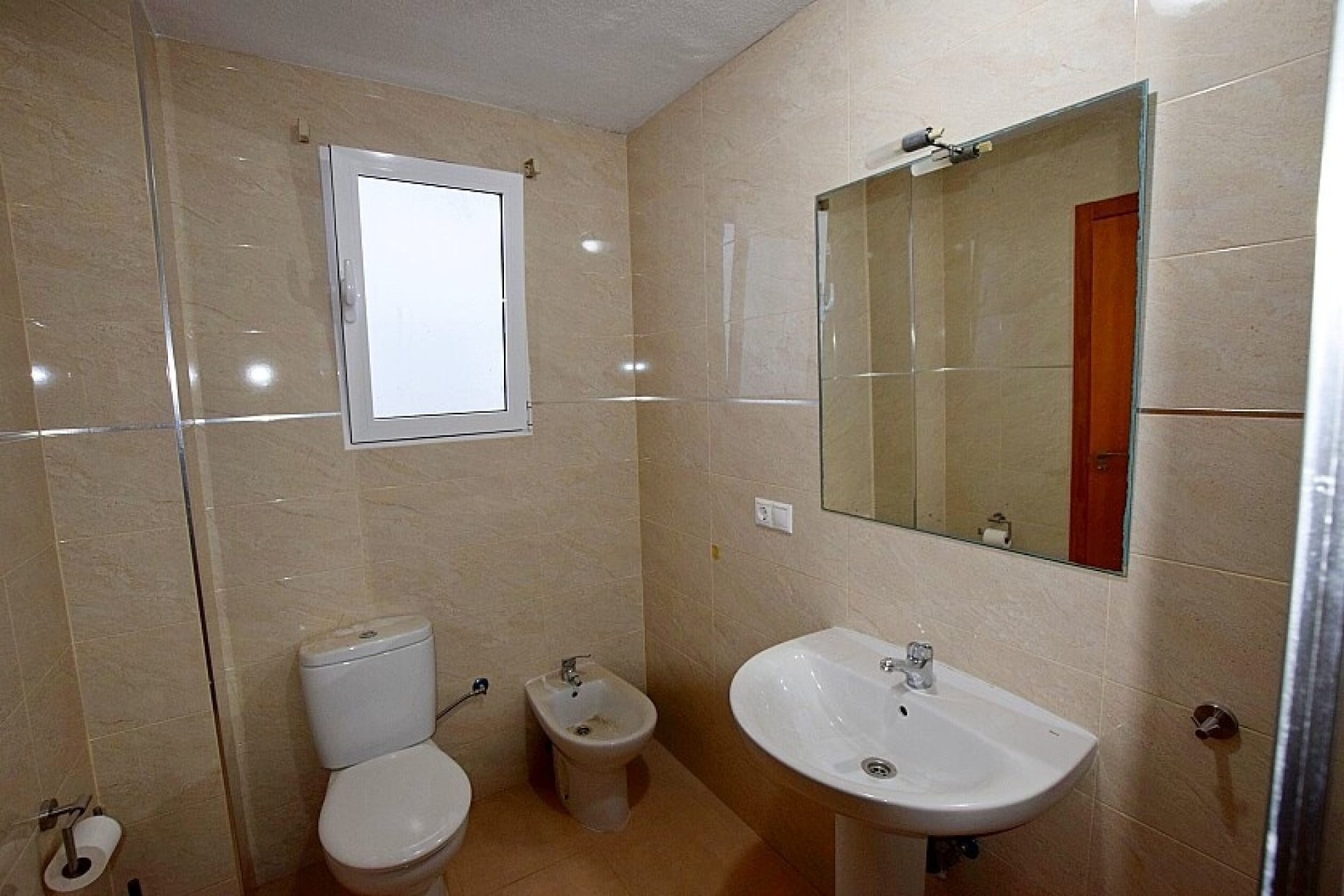 Resale - Apartment - Torrevieja - Playa del Acequión