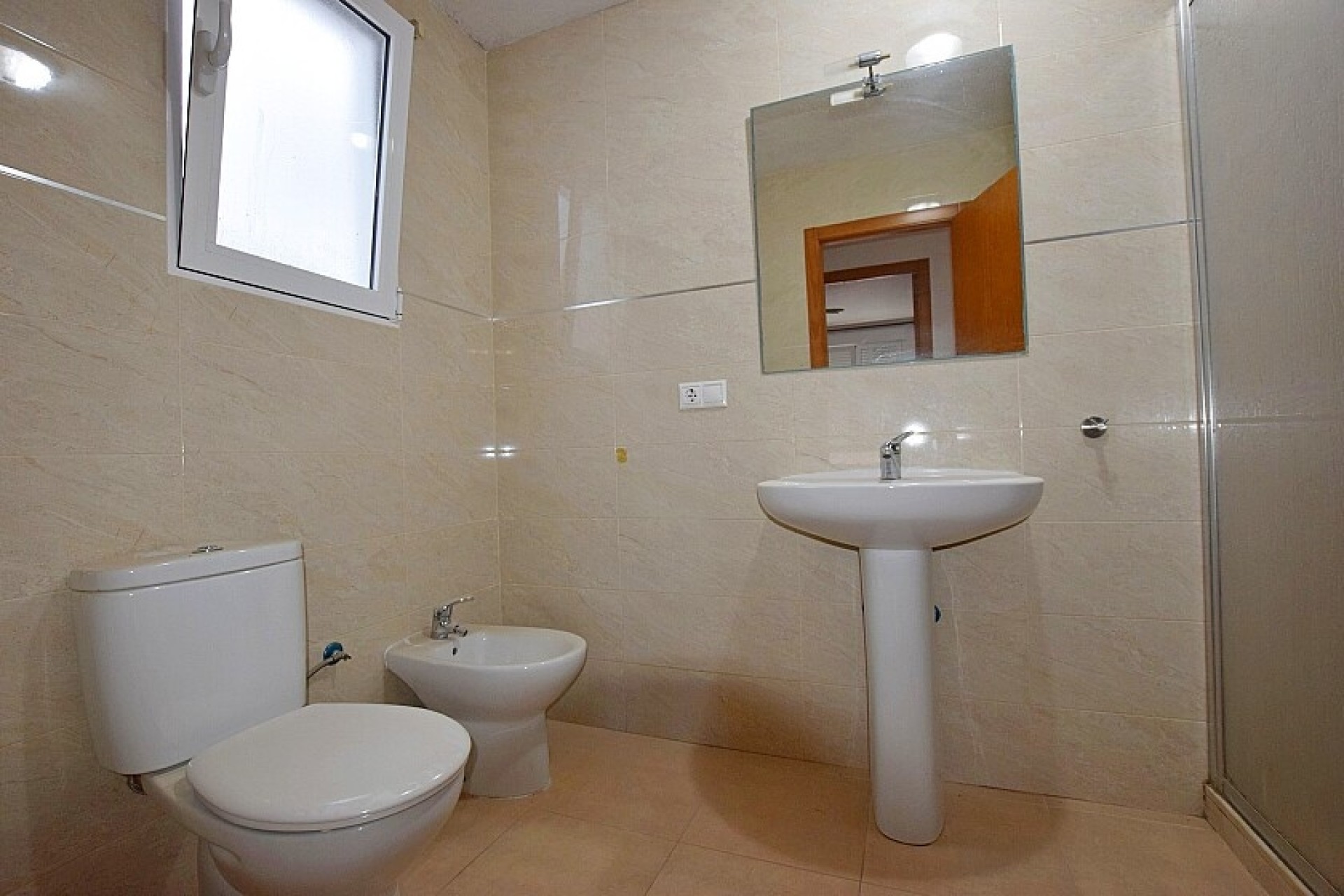 Resale - Apartment - Torrevieja - Playa del Acequión