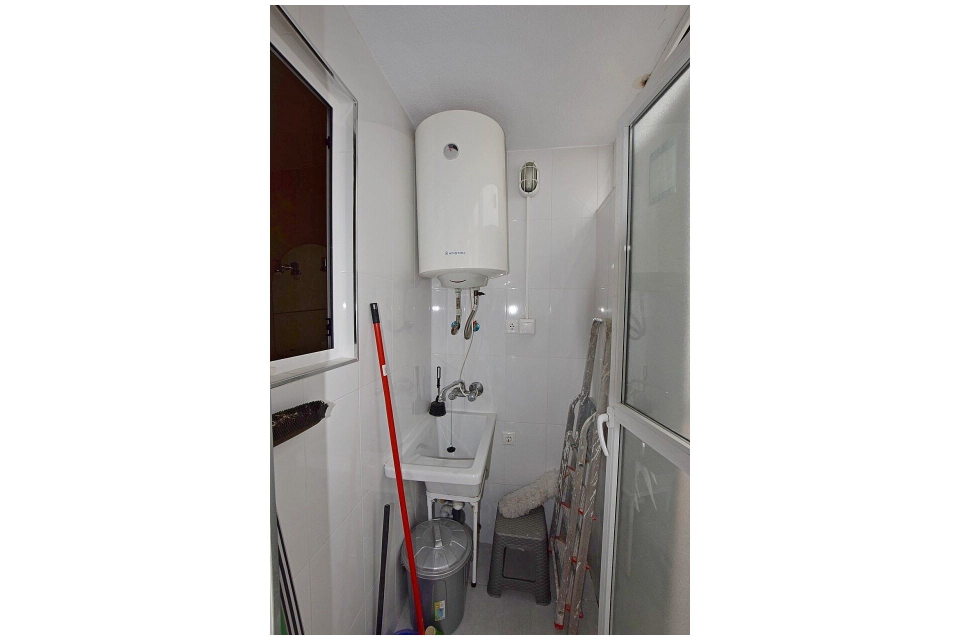 Resale - Apartment - Torrevieja - Playa del Acequión
