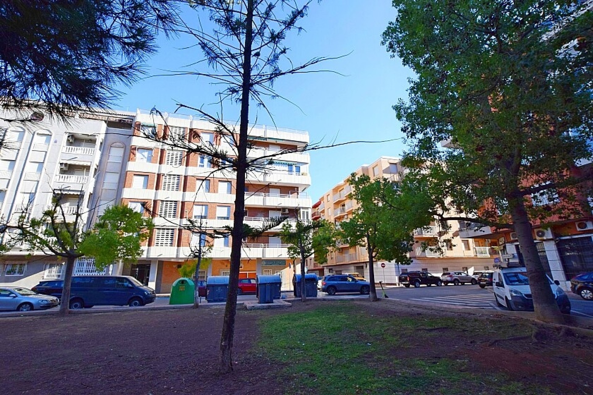 Resale - Apartment - Torrevieja - Playa del Acequión