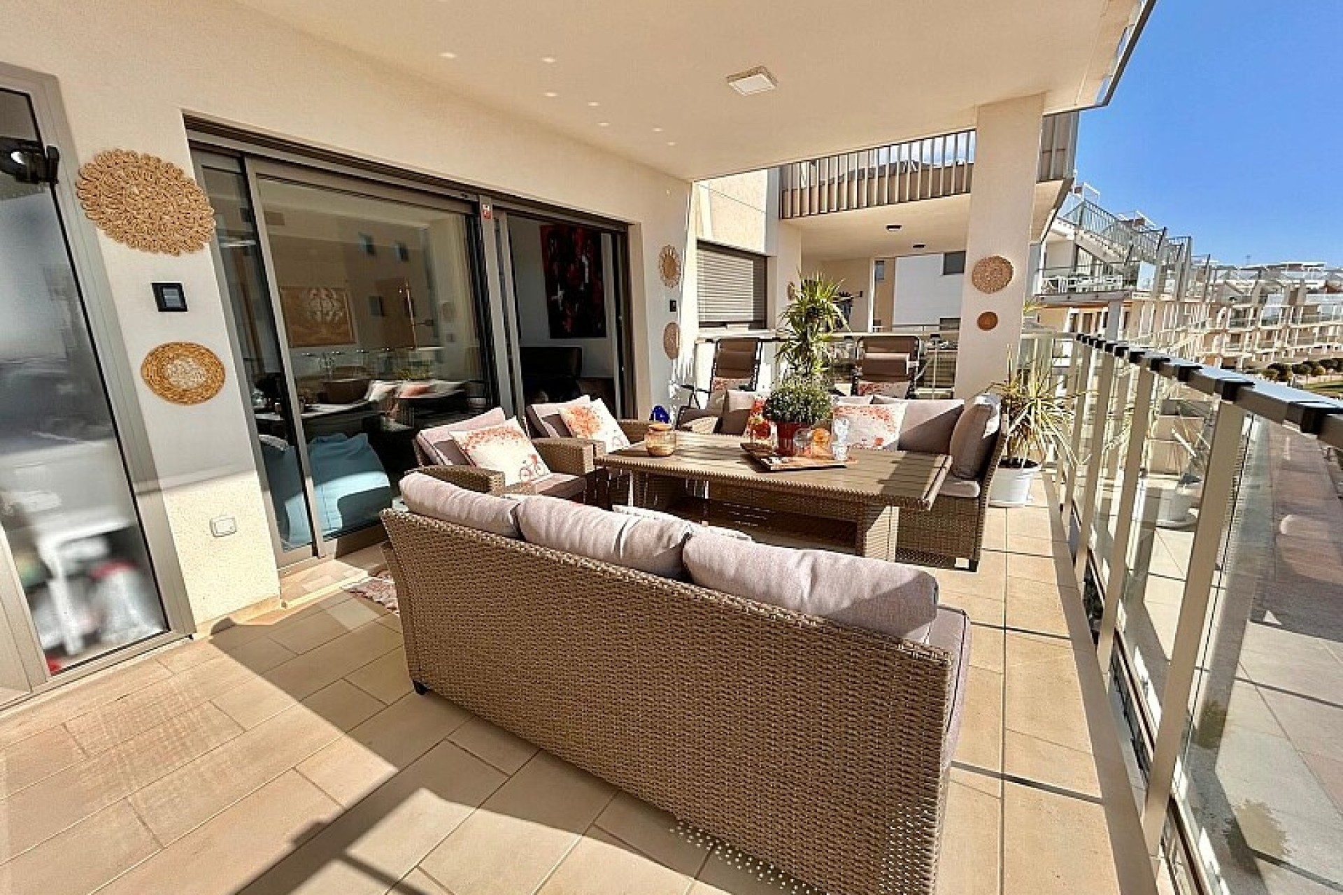 Resale - Apartment - Villamartin