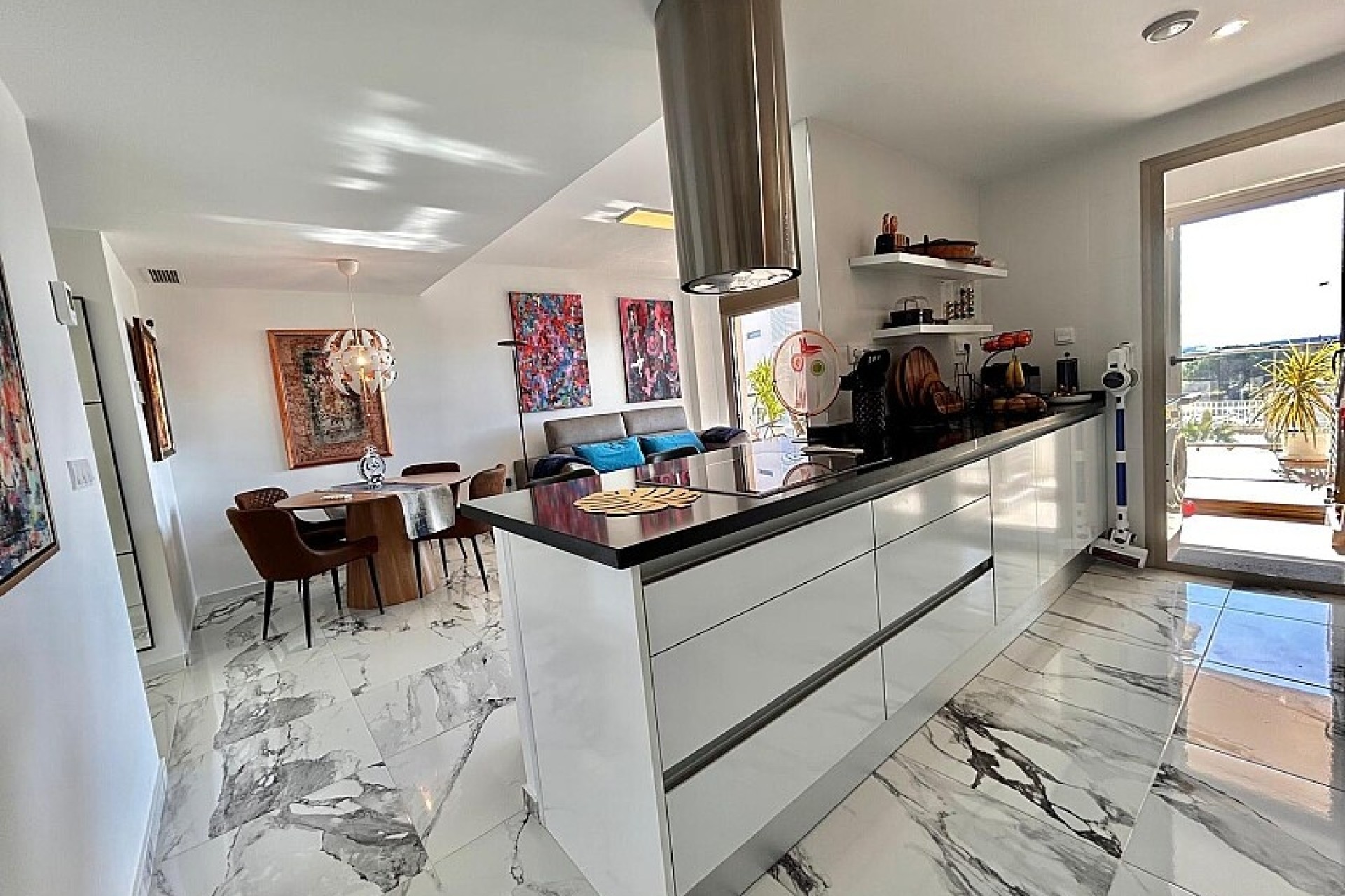 Resale - Apartment - Villamartin