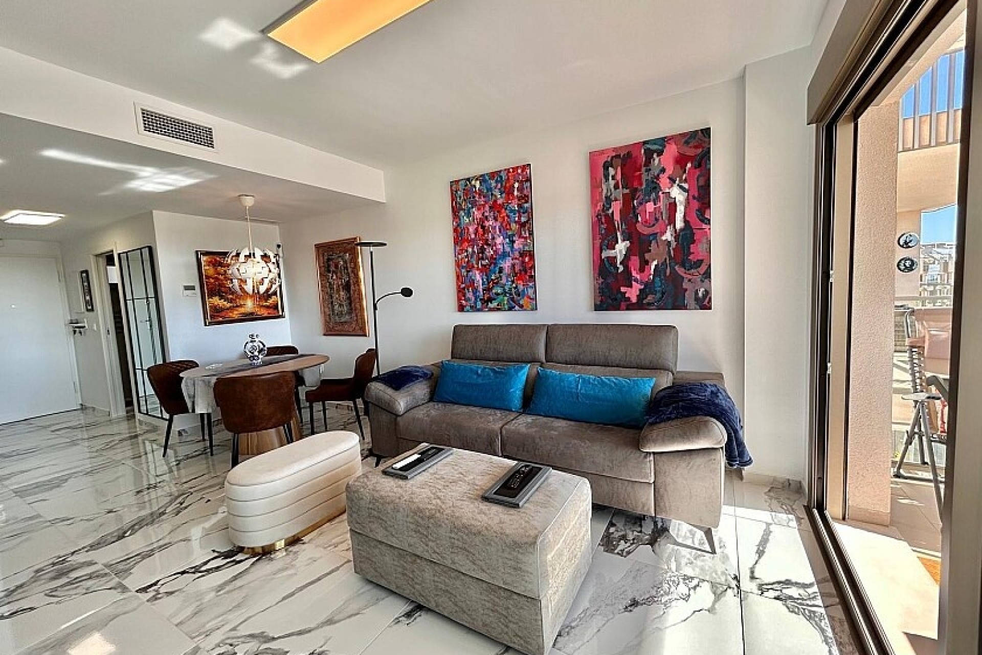 Resale - Apartment - Villamartin