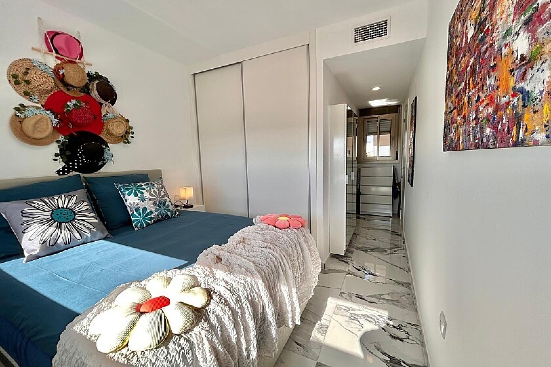 Resale - Apartment - Villamartin