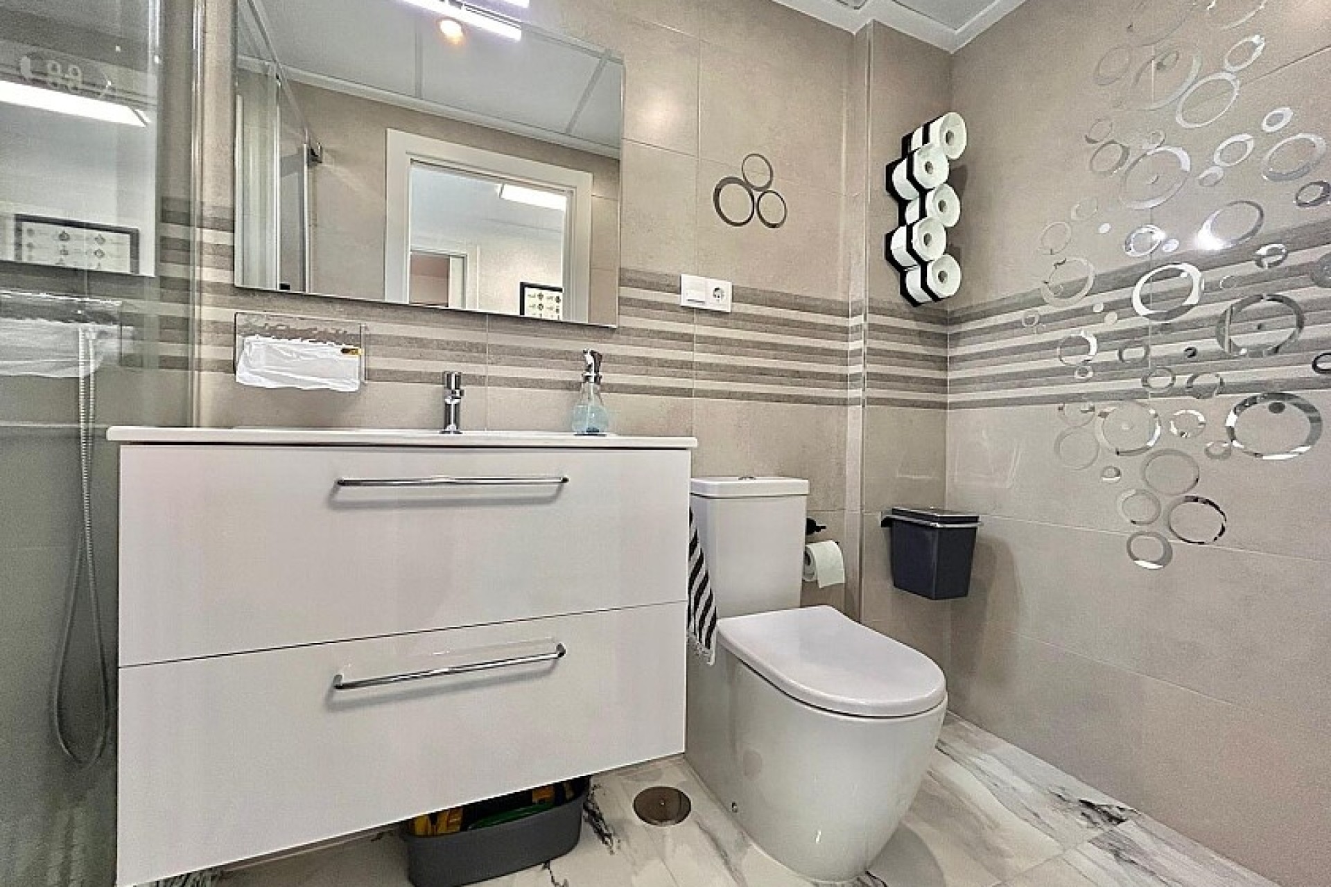Resale - Apartment - Villamartin