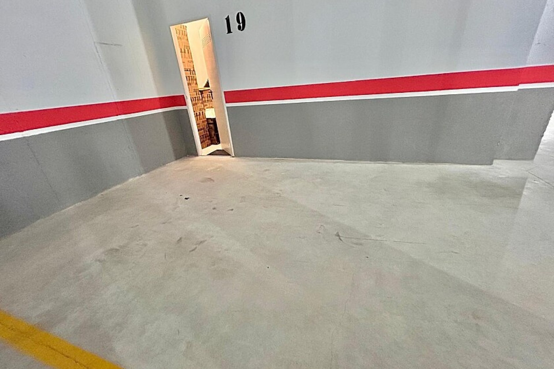 Resale - Apartment - Villamartin