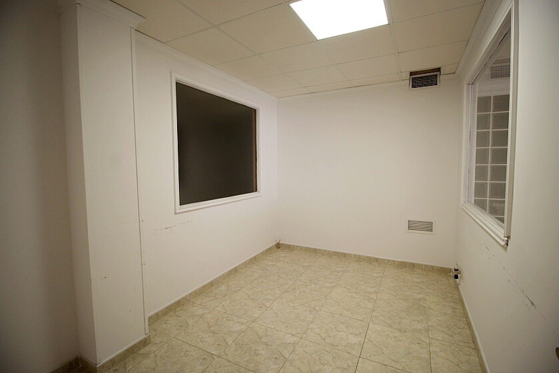 Resale - Commercial - Orihuela Costa - La Zenia