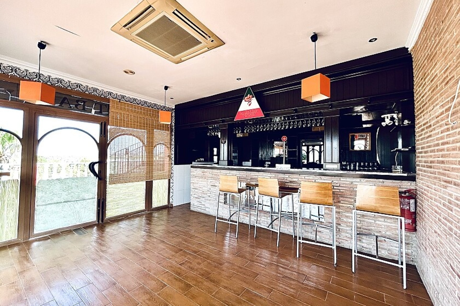 Resale - Commercial - Orihuela Costa - Lomas de Cabo Roig