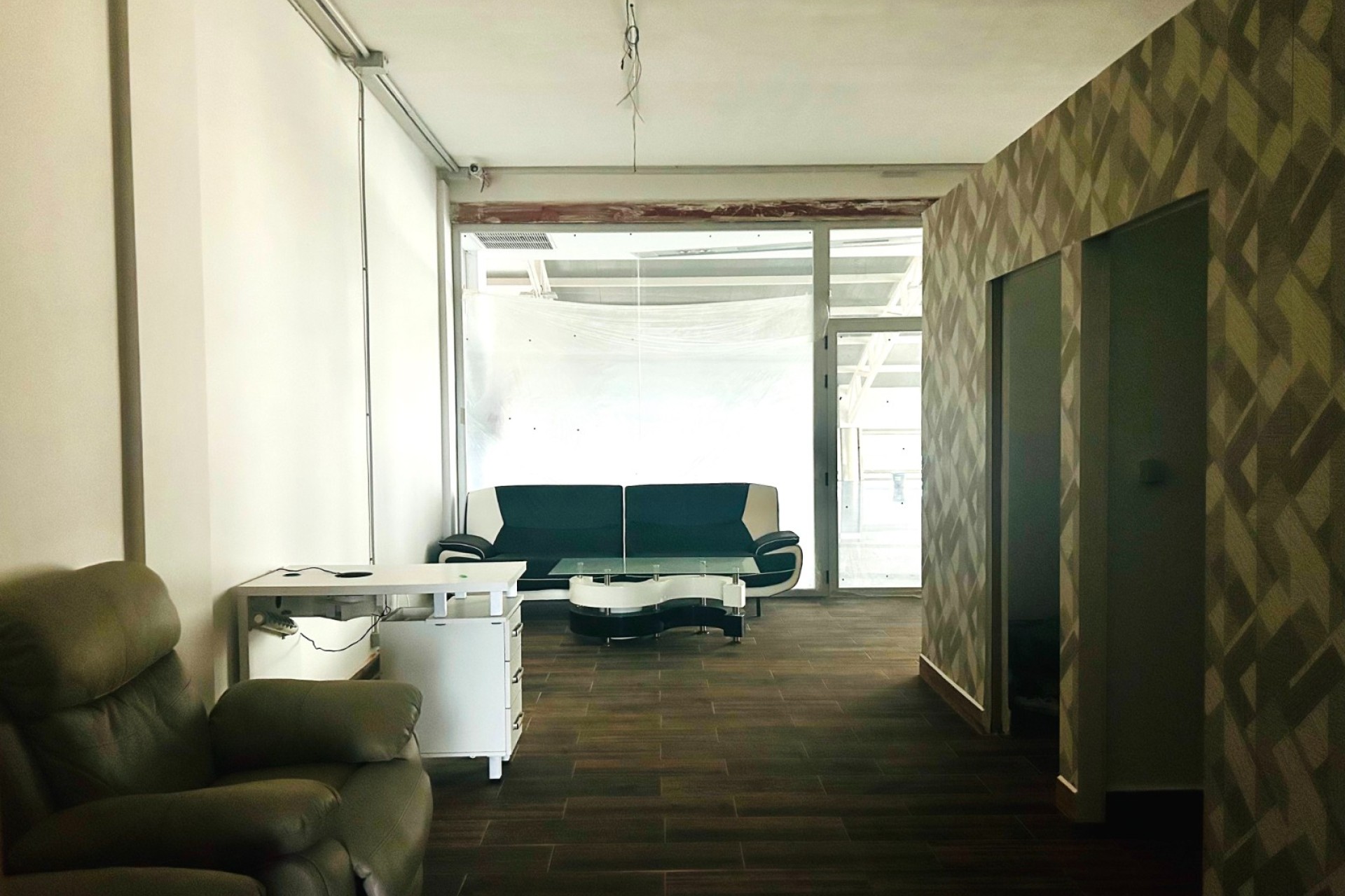 Resale - Commercial - Orihuela Costa - Playa Flamenca