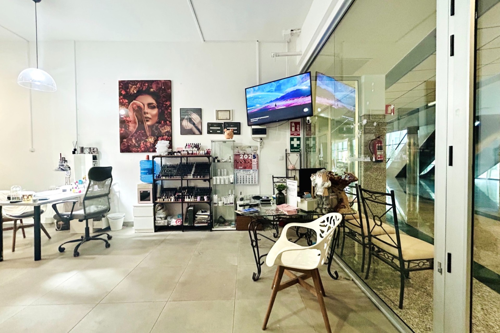 Resale - Commercial - Orihuela Costa - Playa Flamenca