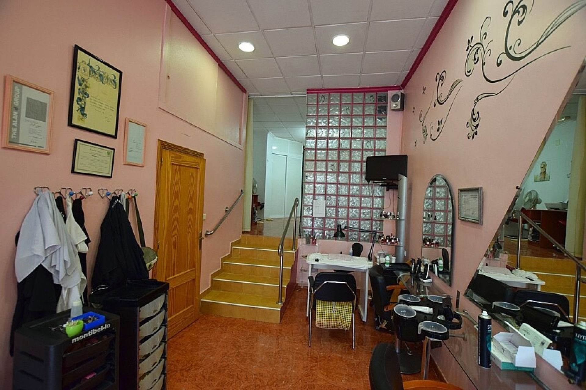 Resale - Commercial - Torrevieja - Paseo de Torrevieja
