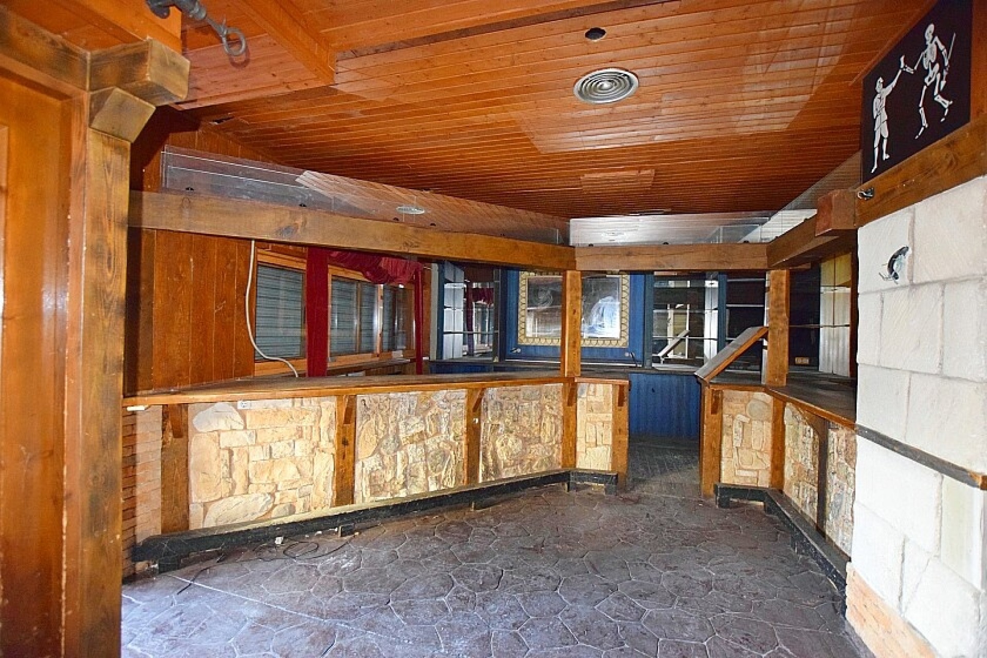 Resale - Commercial - Torrevieja - Playa de los Locos