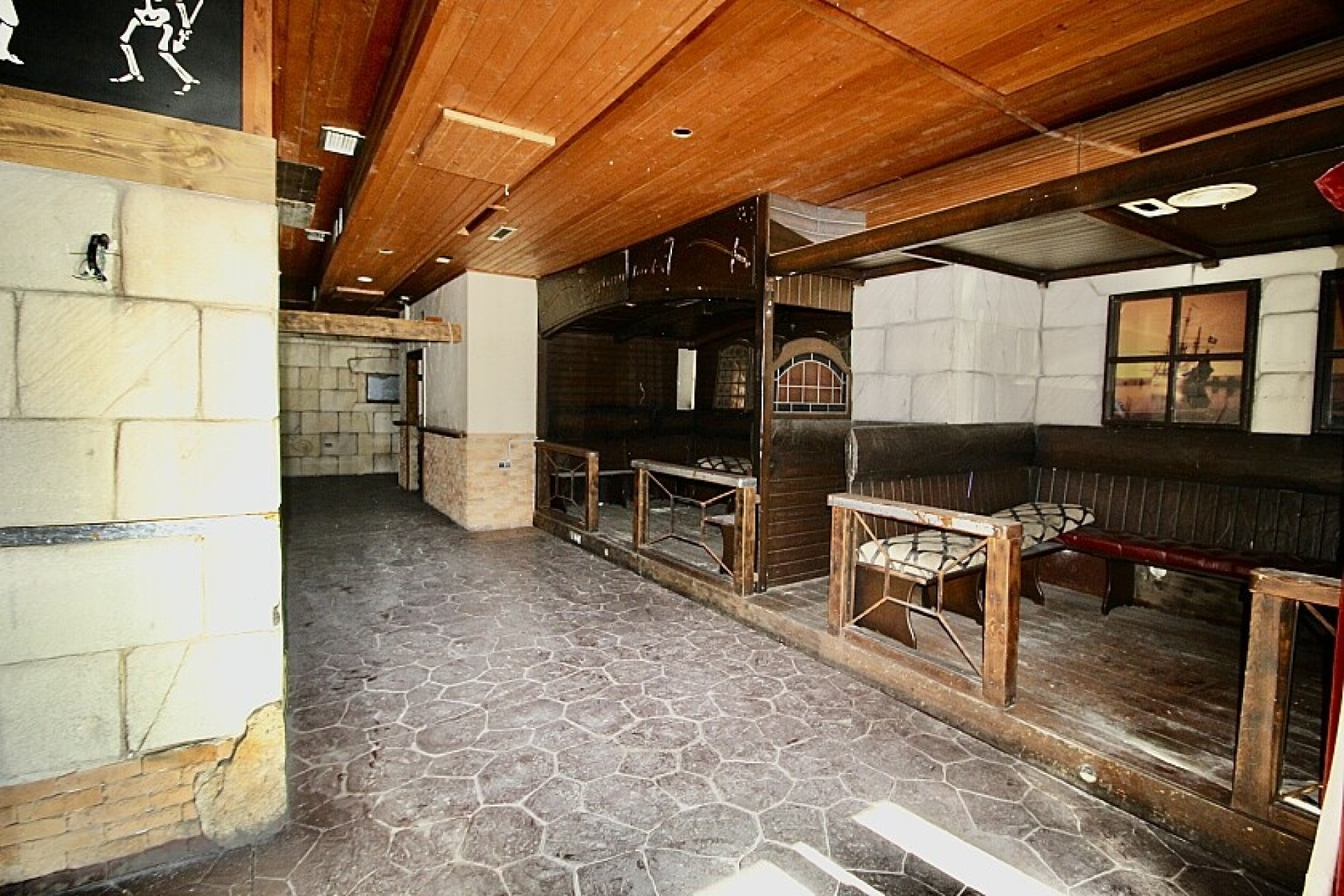 Resale - Commercial - Torrevieja - Playa de los Locos