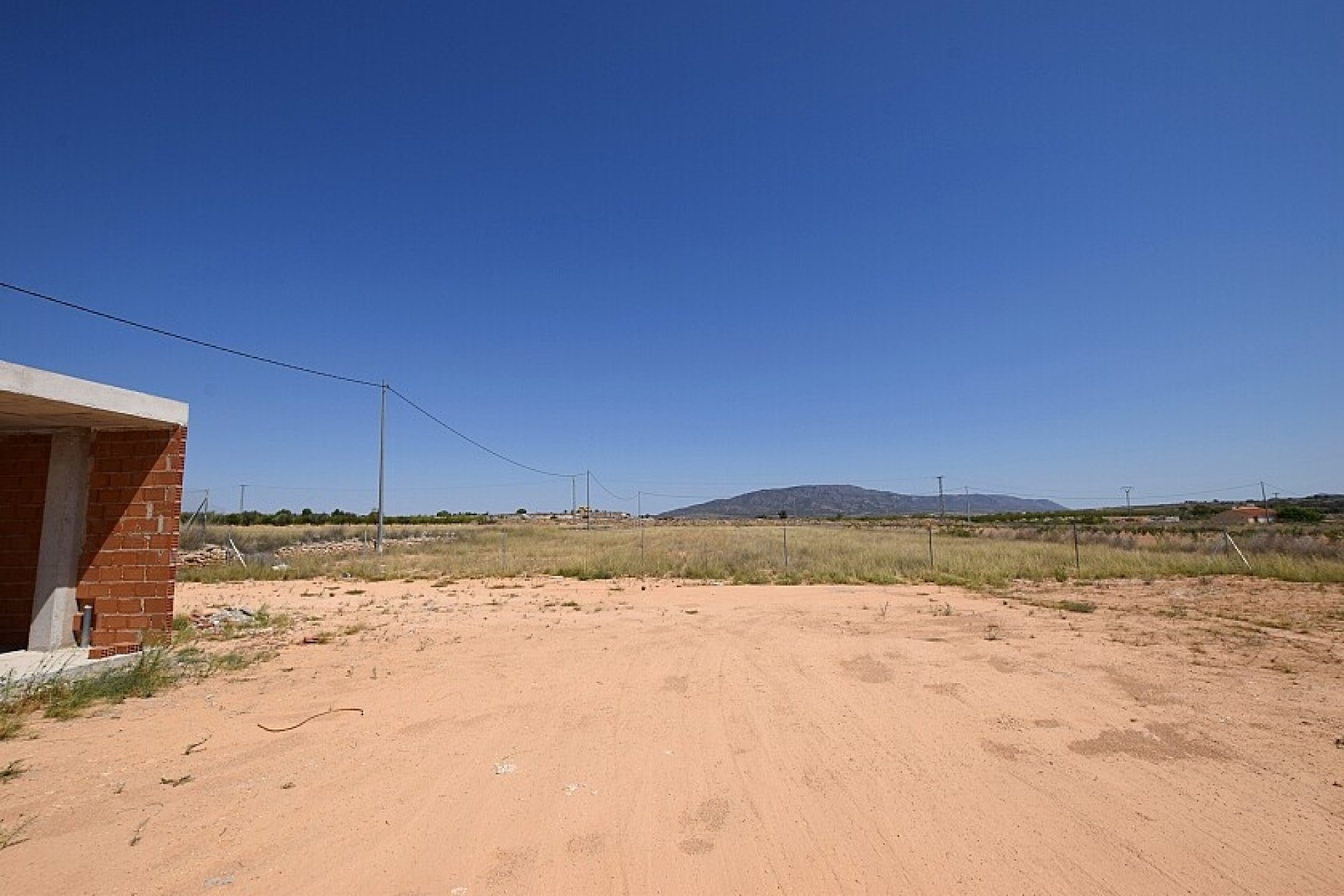 Resale - Country house - Pinoso