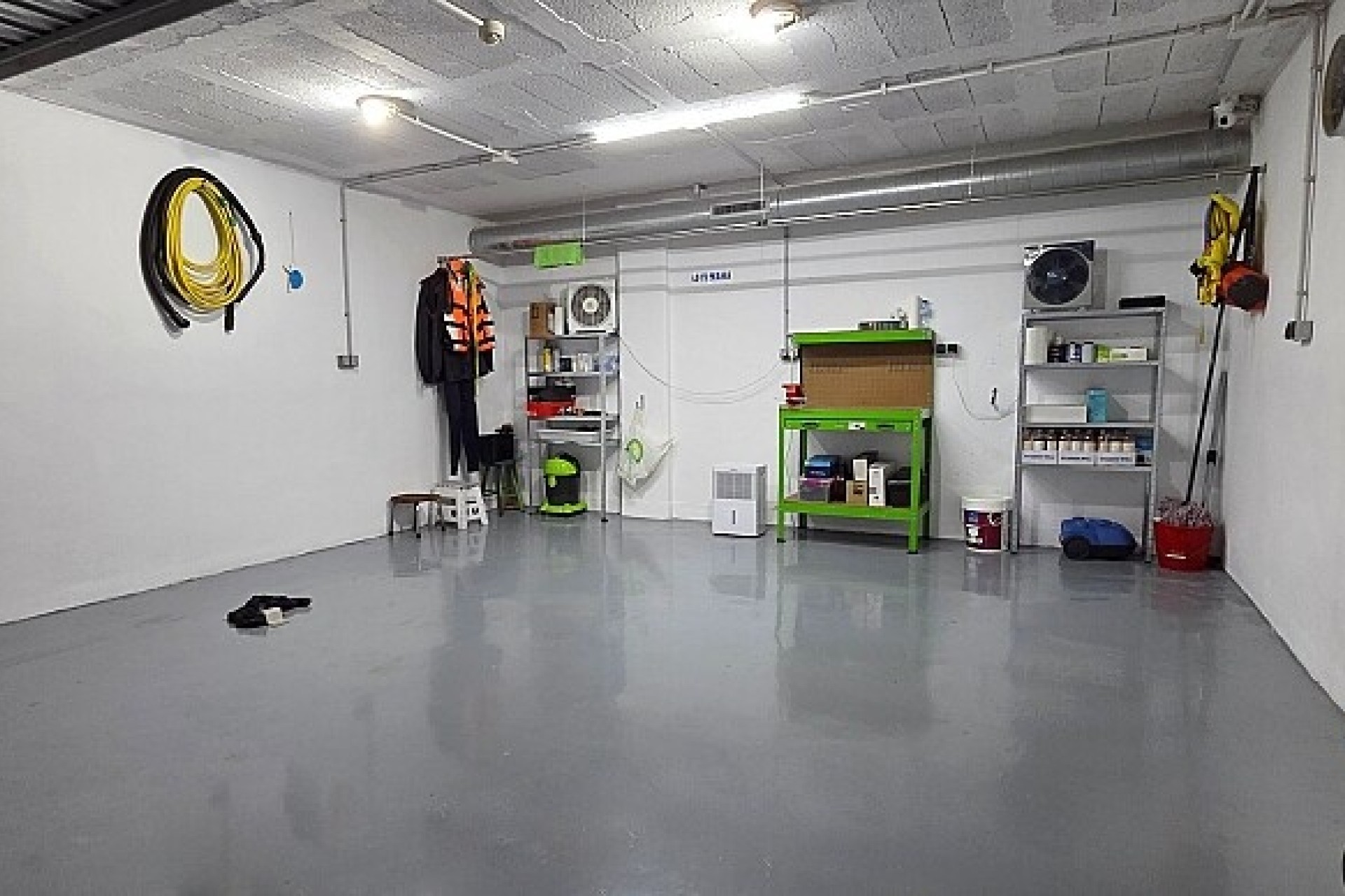 Resale - Garage - La Mata