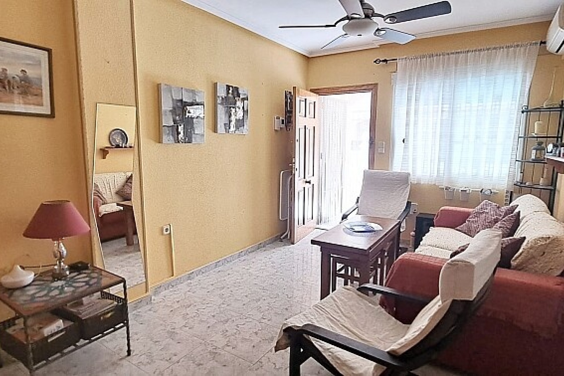 Resale - Ground floor apartment - Torrevieja - La Mata
