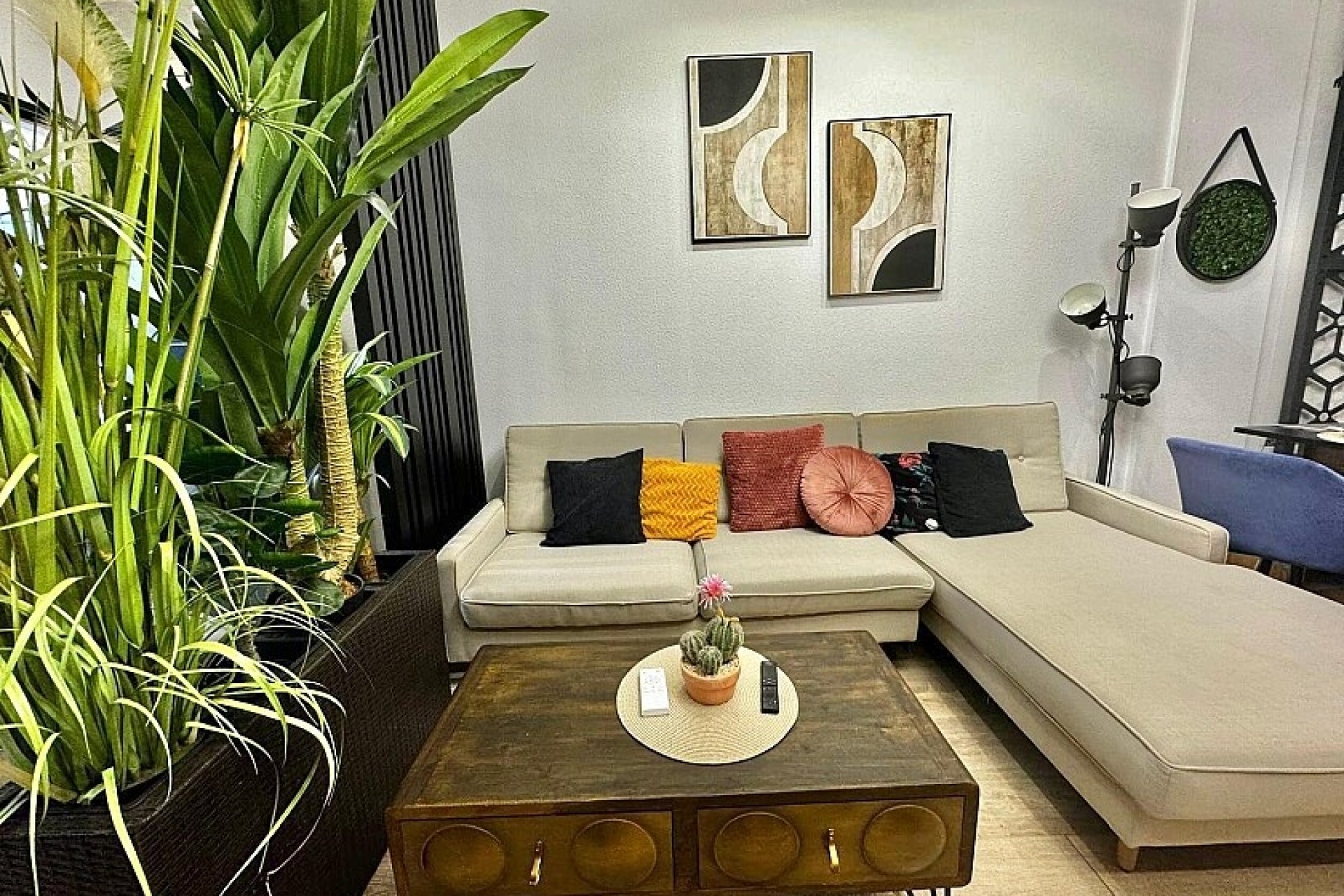 Resale - Ground floor apartment - Torrevieja - Playa de los Locos