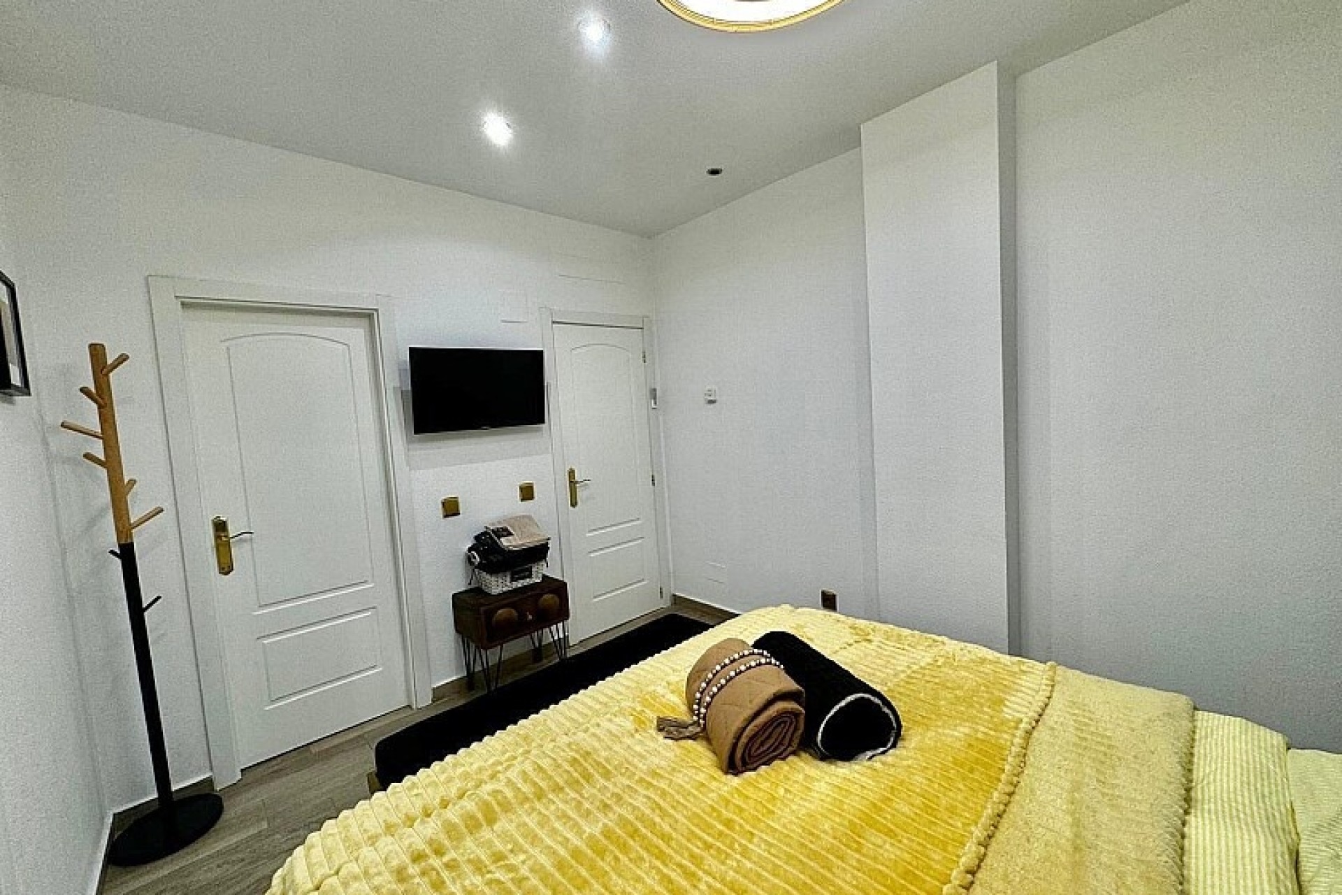 Resale - Ground floor apartment - Torrevieja - Playa de los Locos