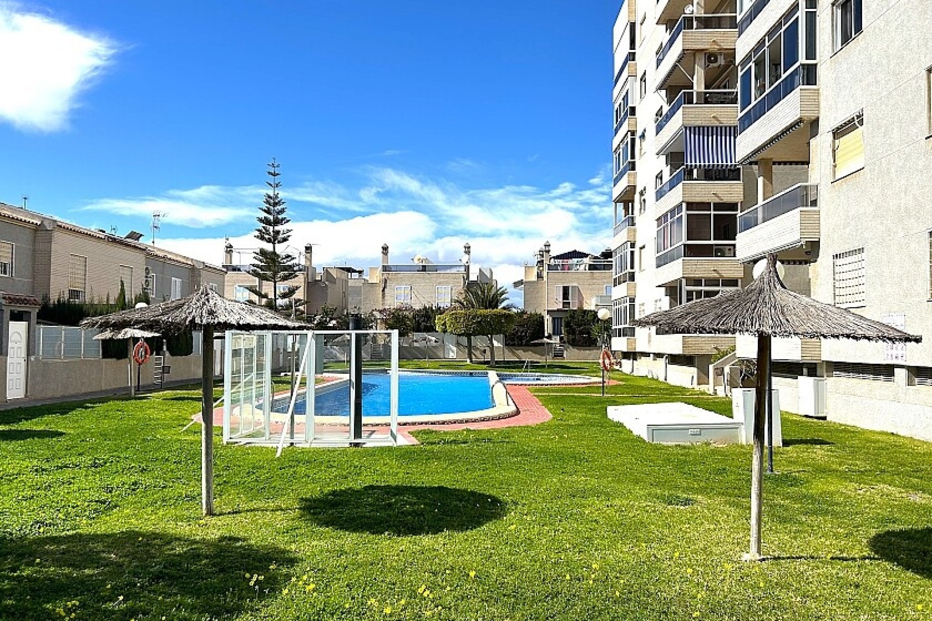 Resale - Ground floor apartment - Torrevieja - Torrelamata