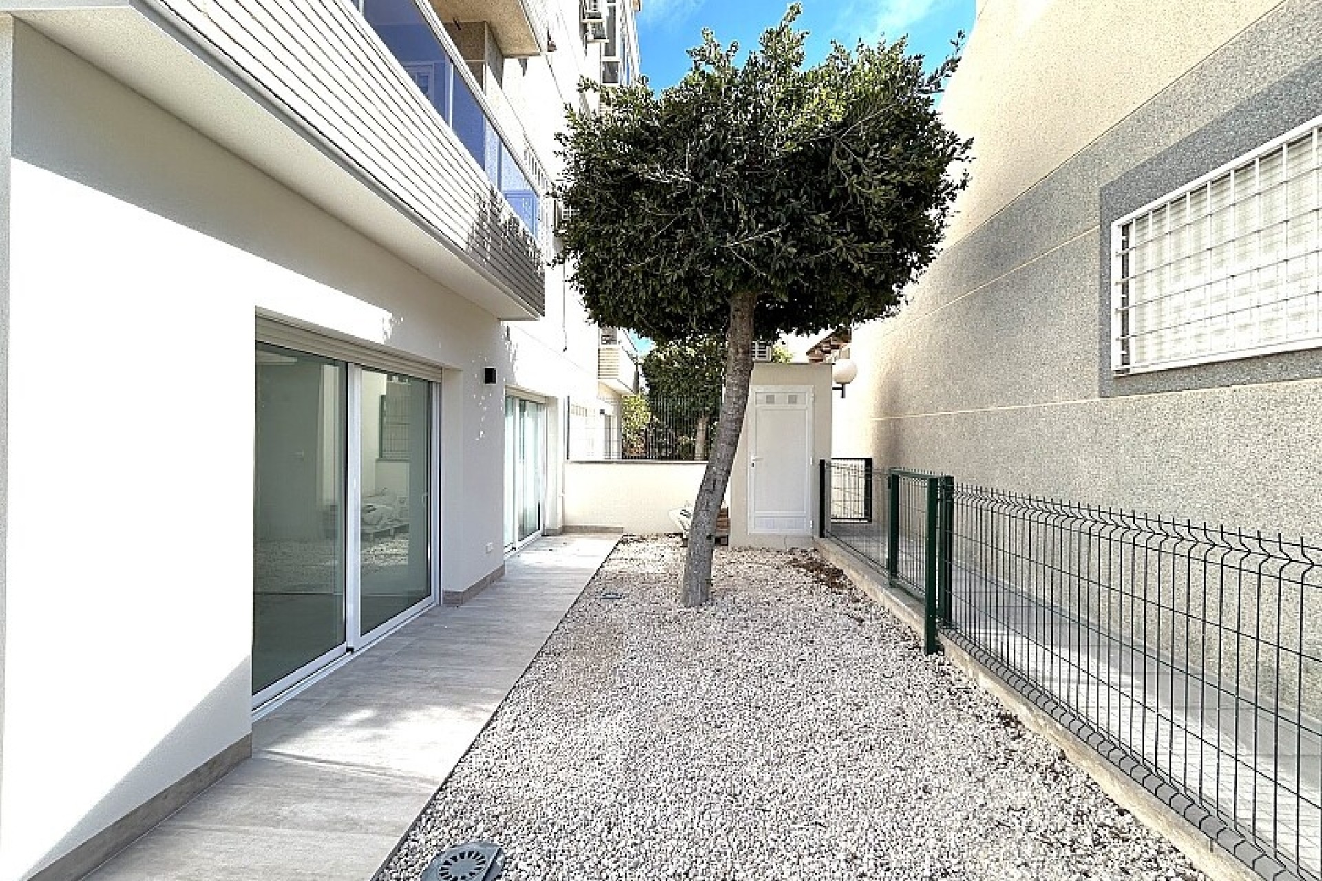 Resale - Ground floor apartment - Torrevieja - Torrelamata