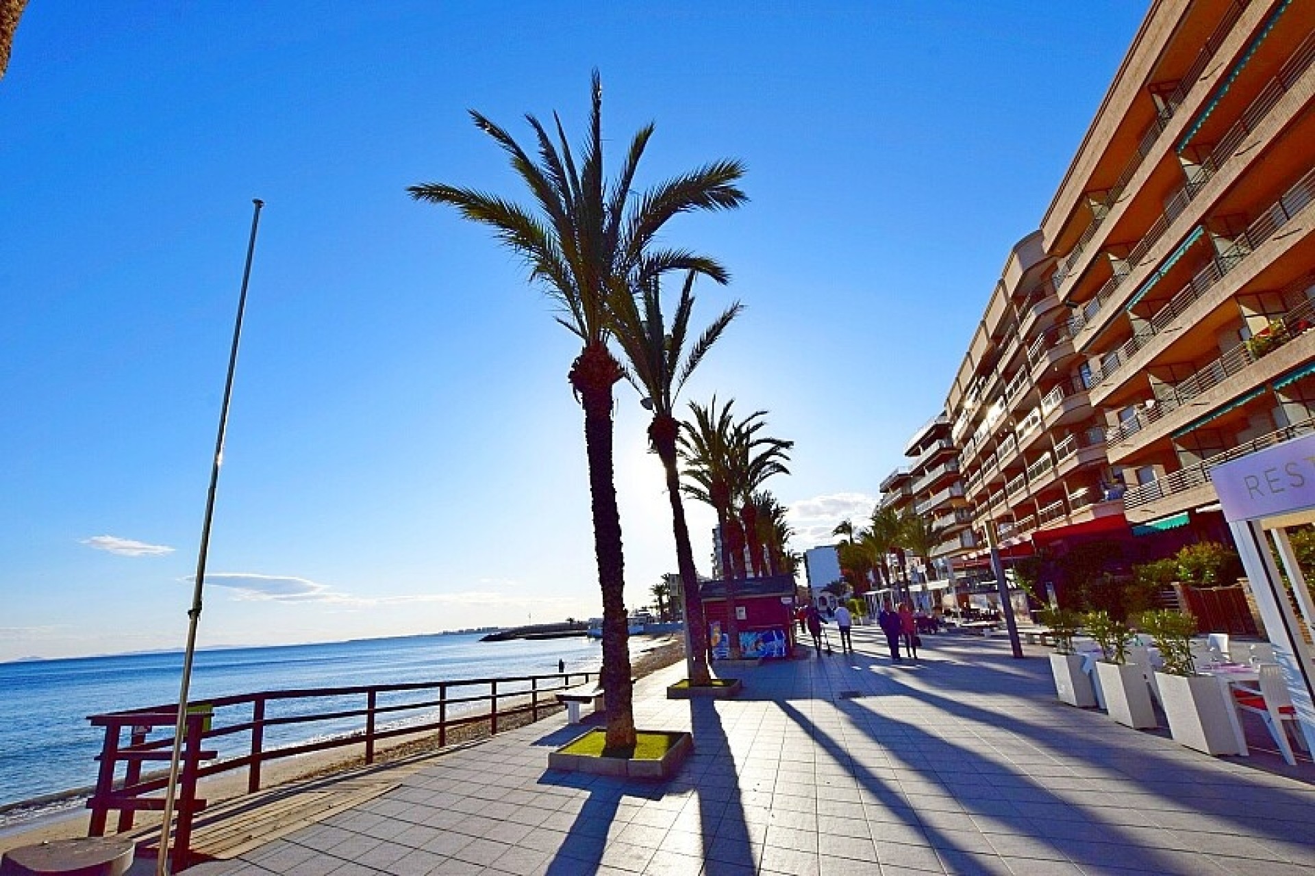 Resale - Land - Torrevieja - Paseo de Torrevieja