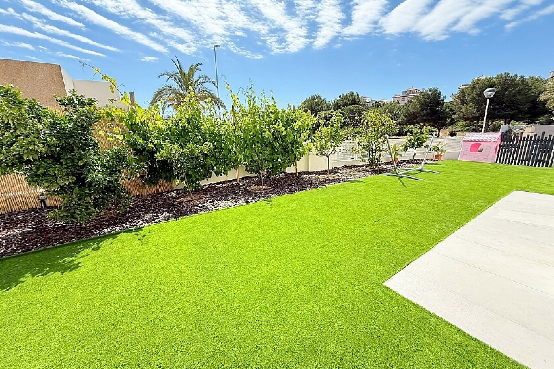 Resale - Luxury villa - Orihuela Costa - La Zenia
