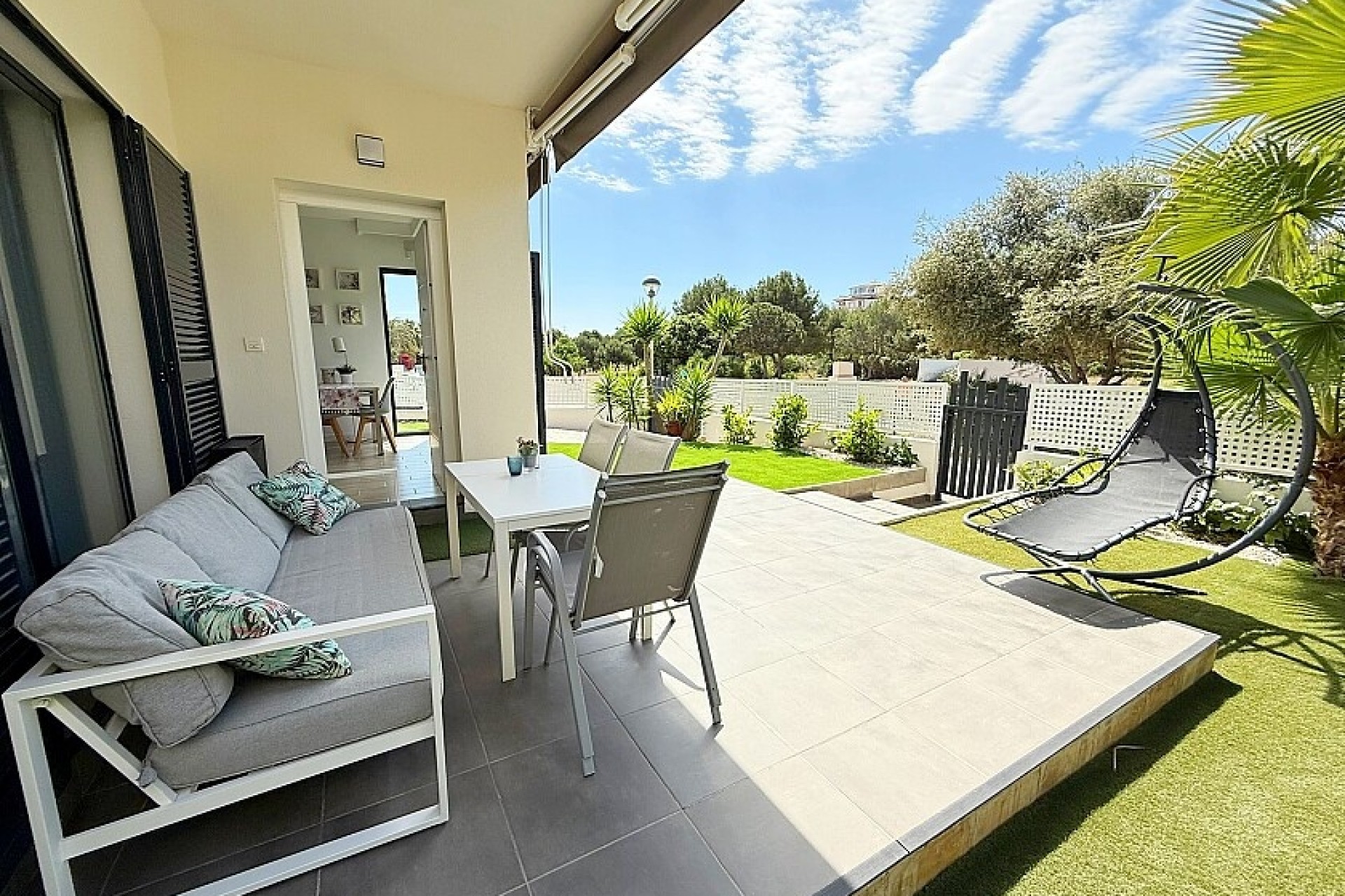 Resale - Luxury villa - Orihuela Costa - La Zenia