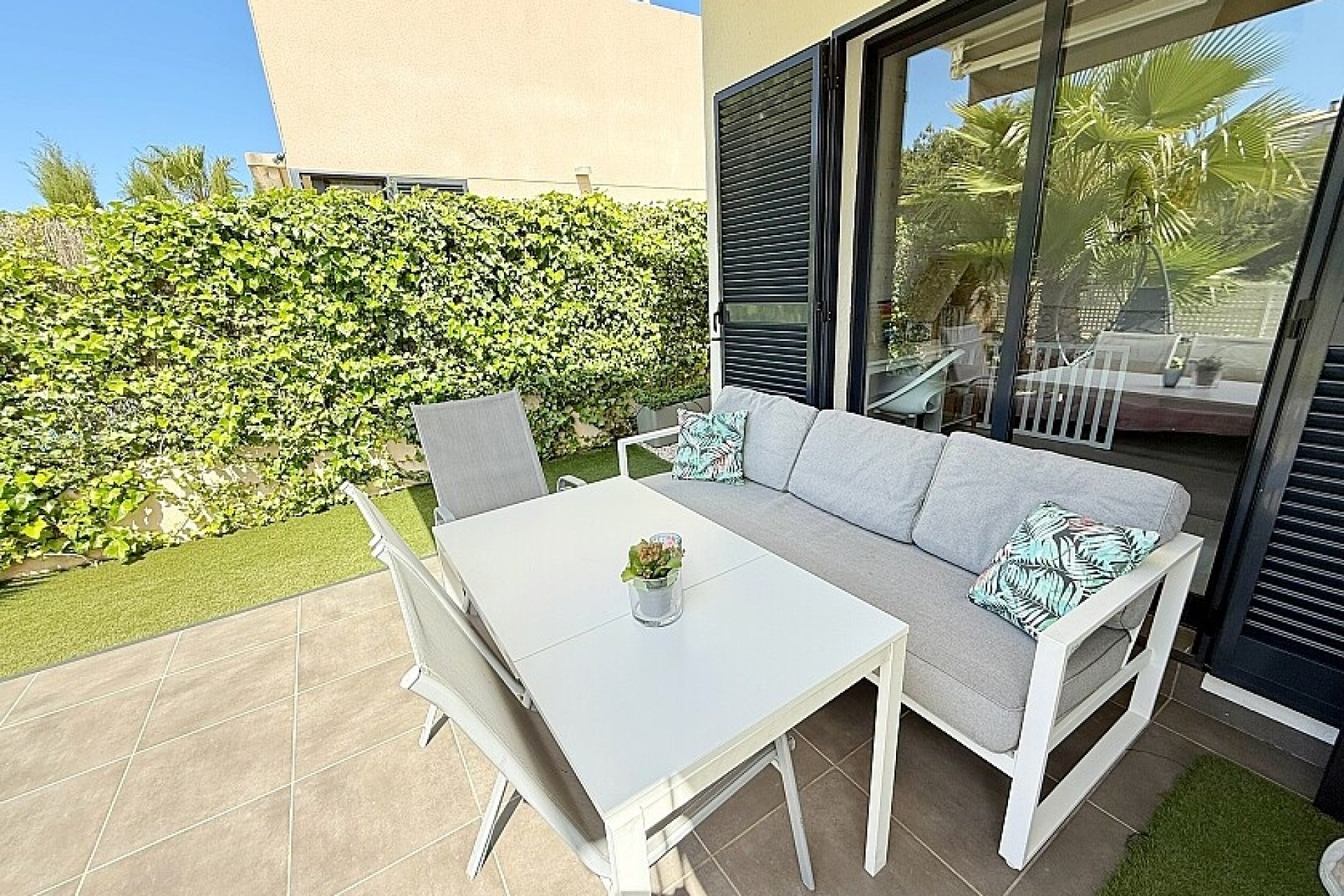 Resale - Luxury villa - Orihuela Costa - La Zenia